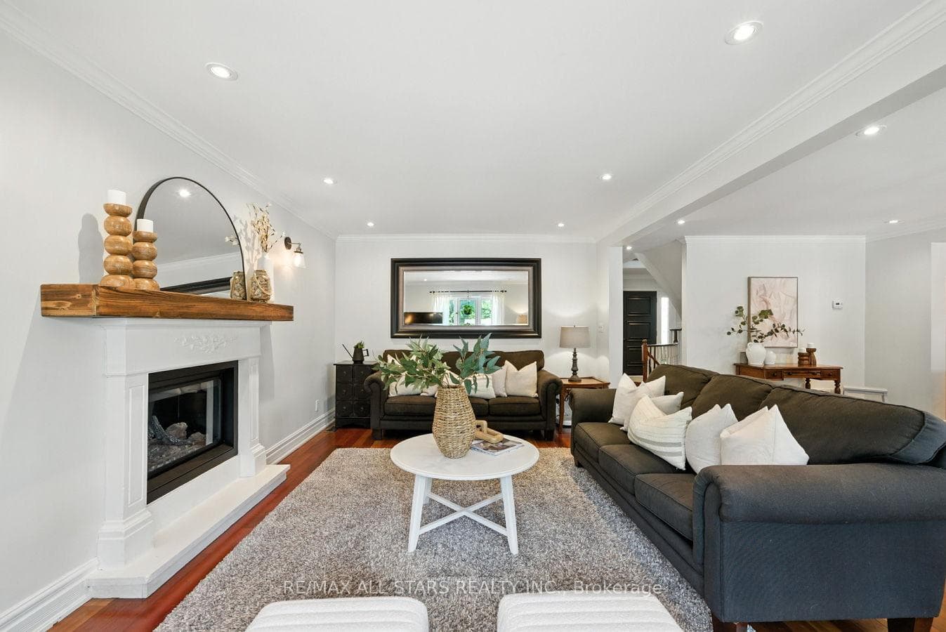 47 Carlan Drive photo 5
