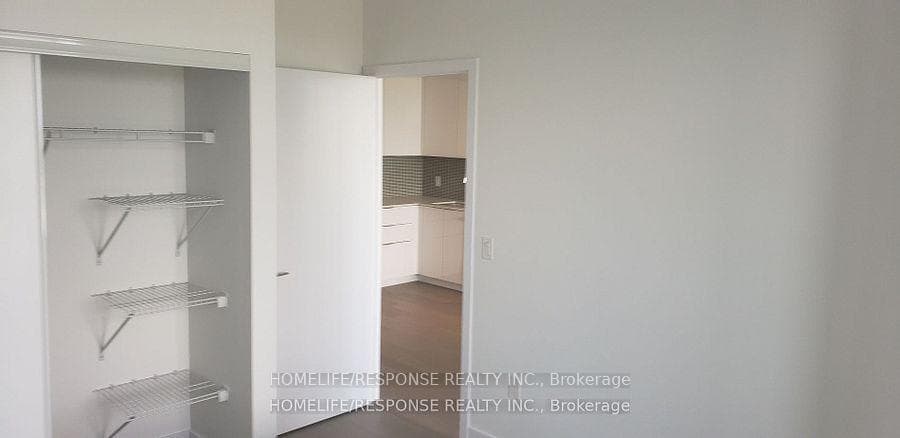 30 SHORE BREEZE Drive Unit 4709 photo 9