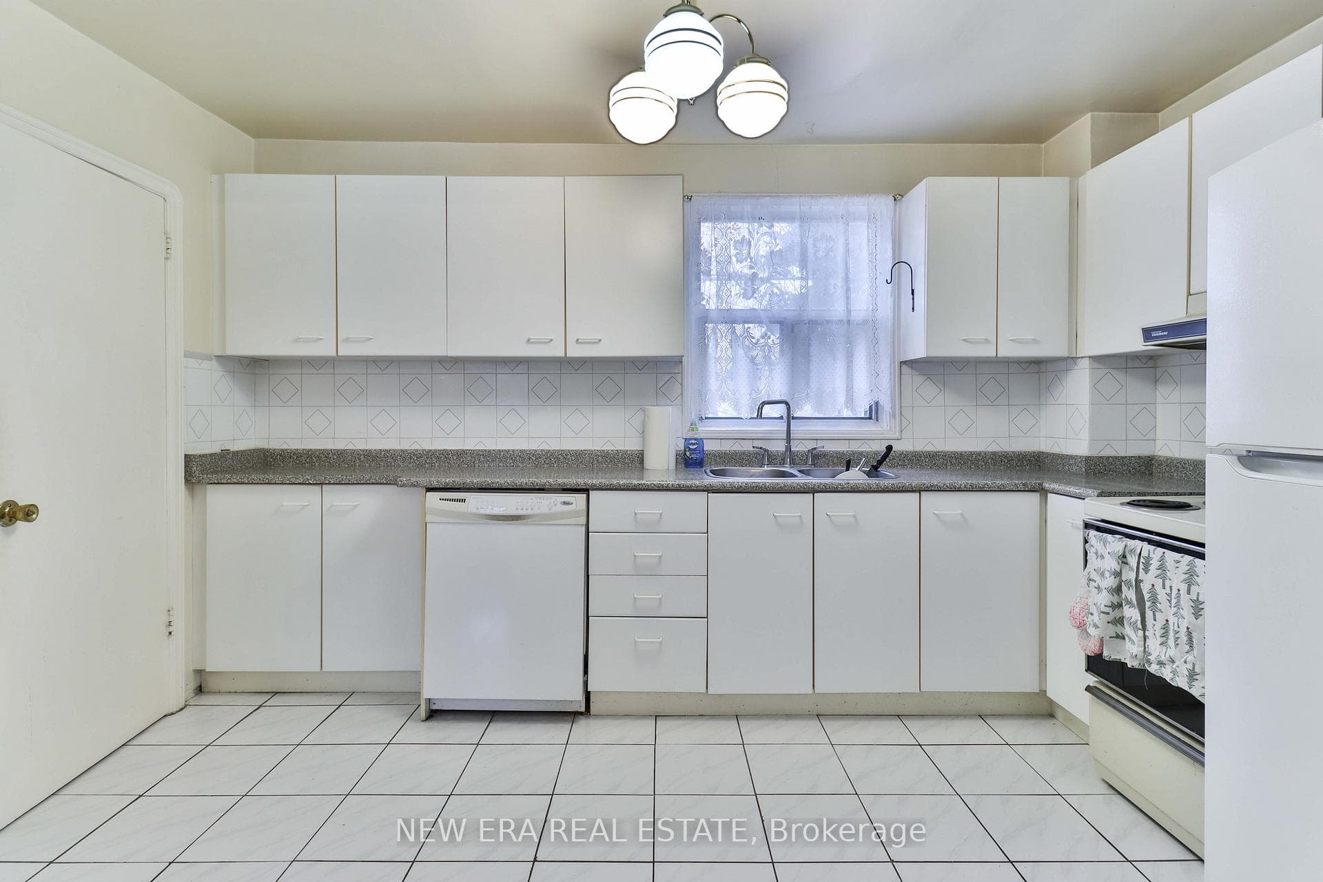 27 Dell Park Avenue photo 12