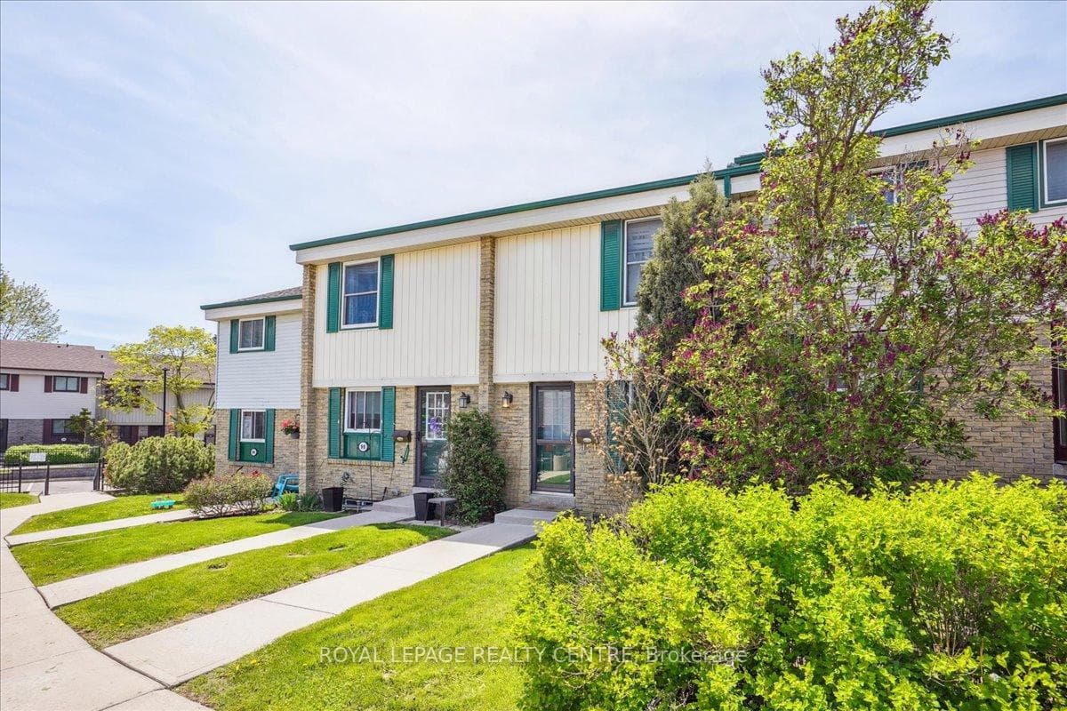 2779 Gananoque Drive Unit 97 photo 4