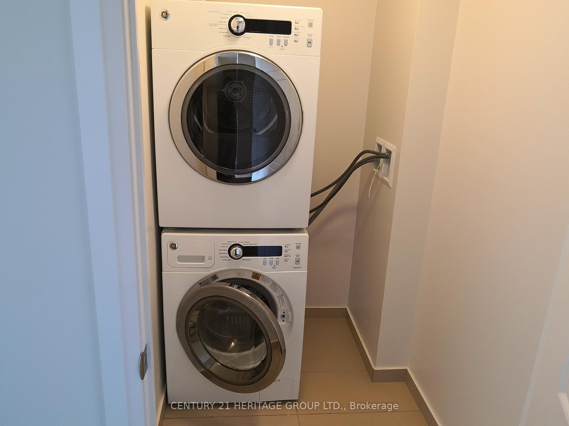 1 Uptown Drive Unit 605 photo 5