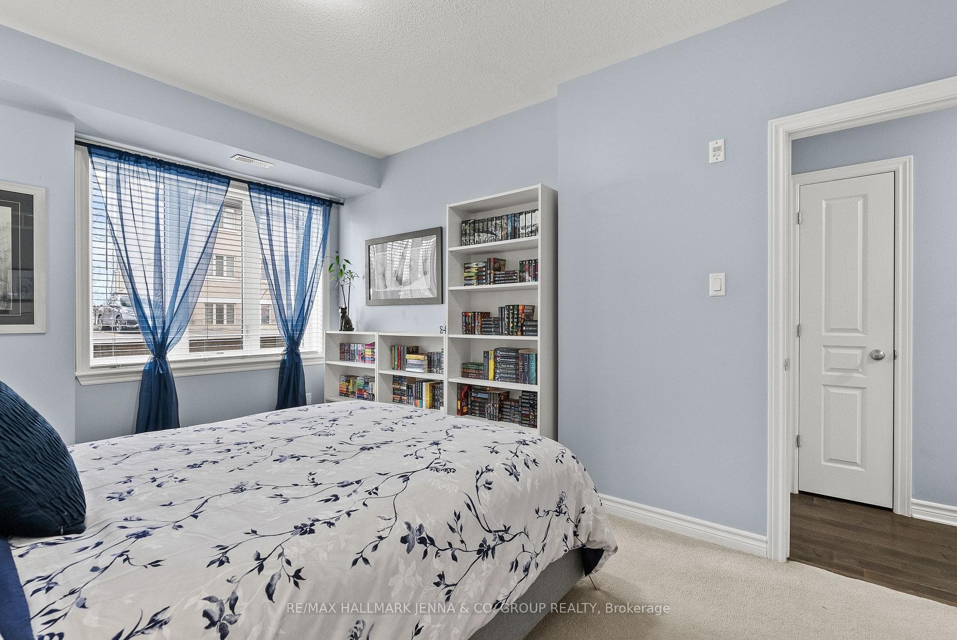 34 Tadley Private Unit A photo 19