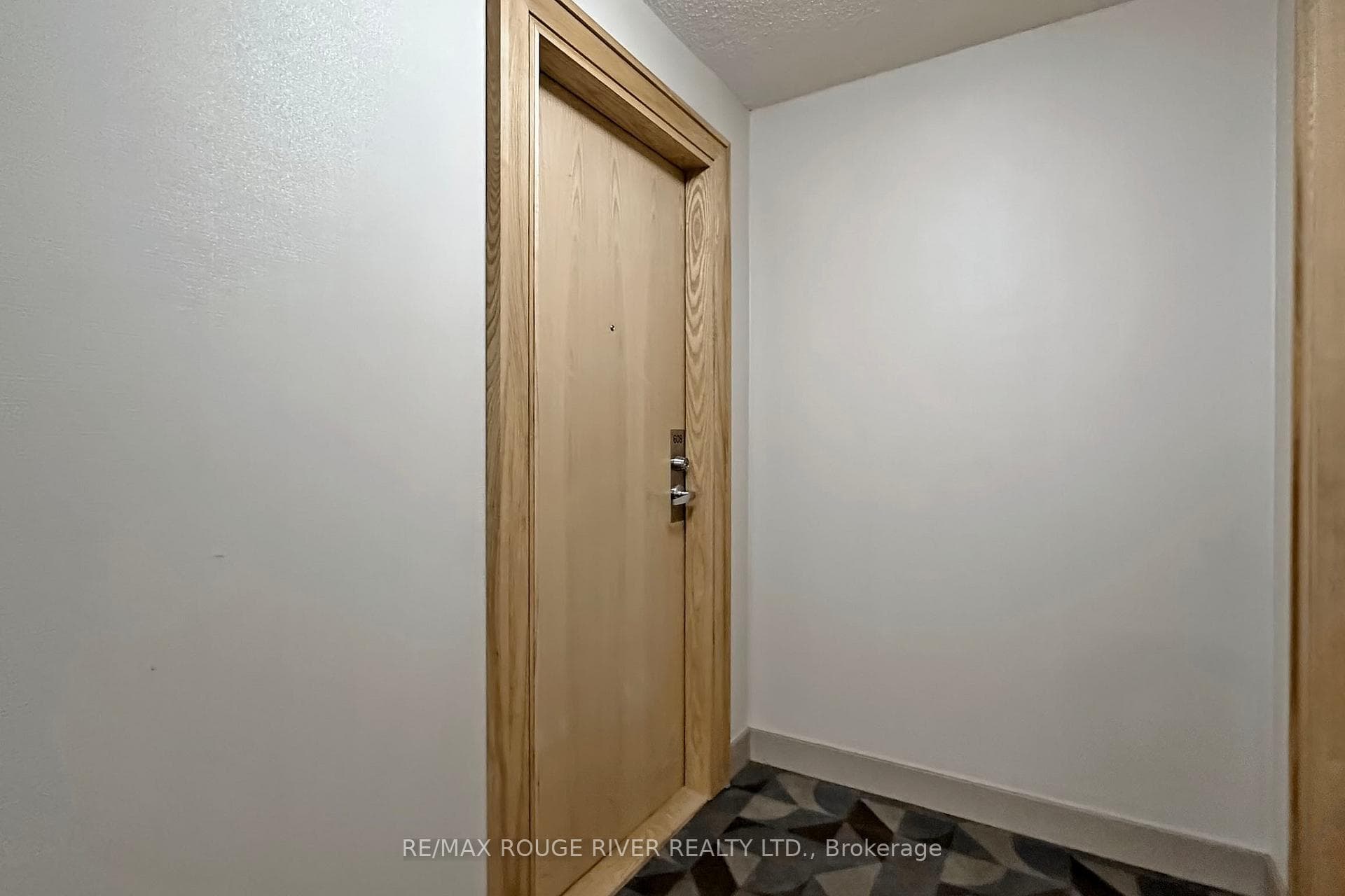 88 Grangeway Avenue Unit 608 photo 10
