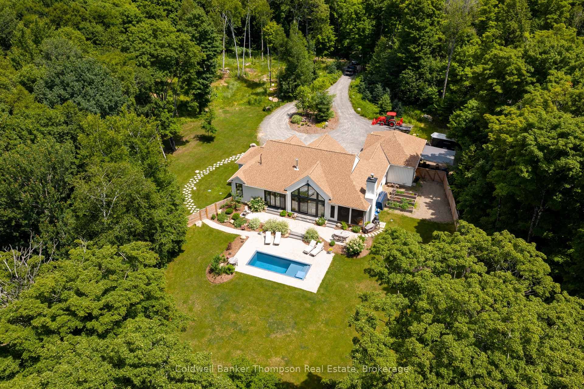 350 Skyhills Road photo 2
