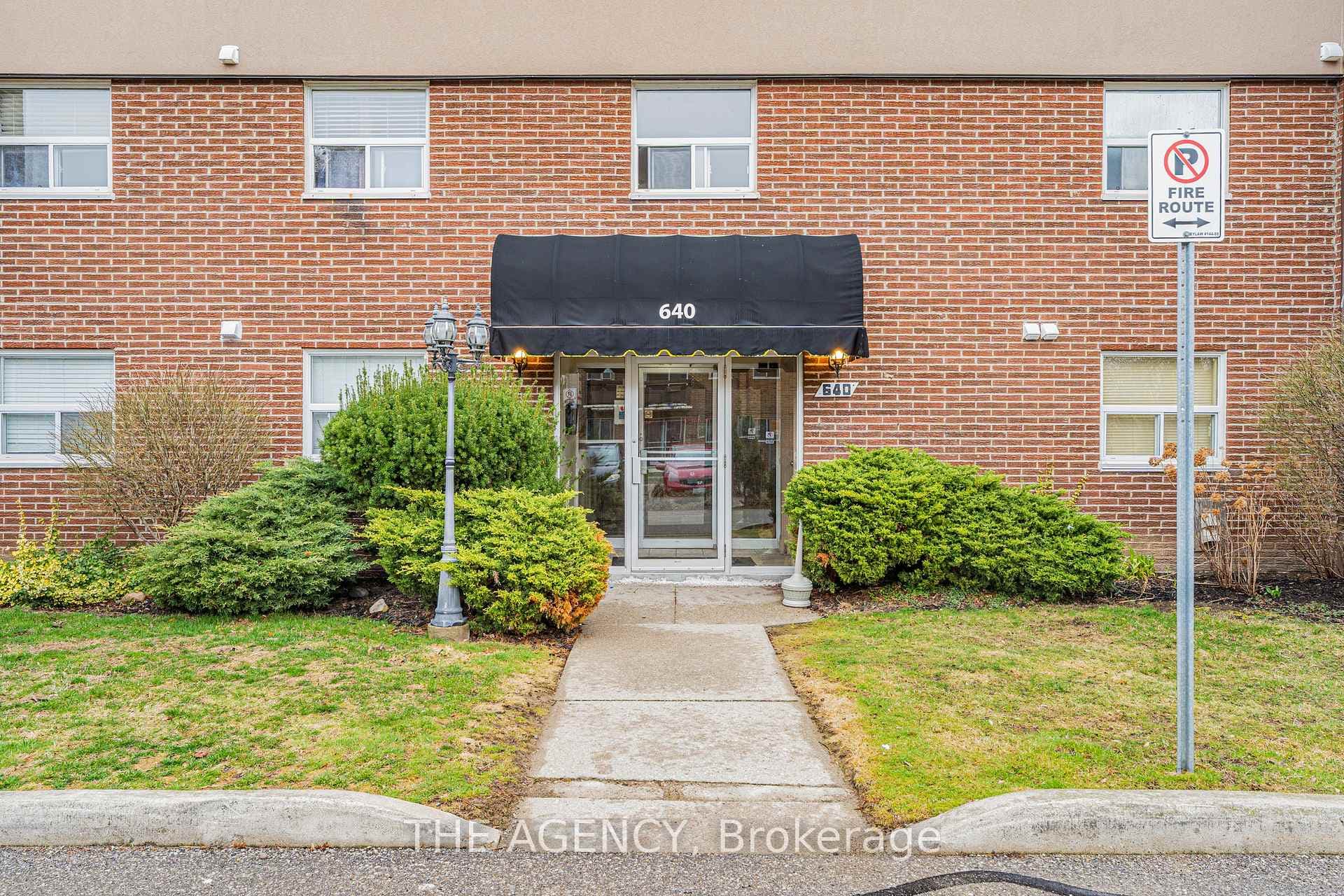 640 Grey Street Unit 206 photo 2