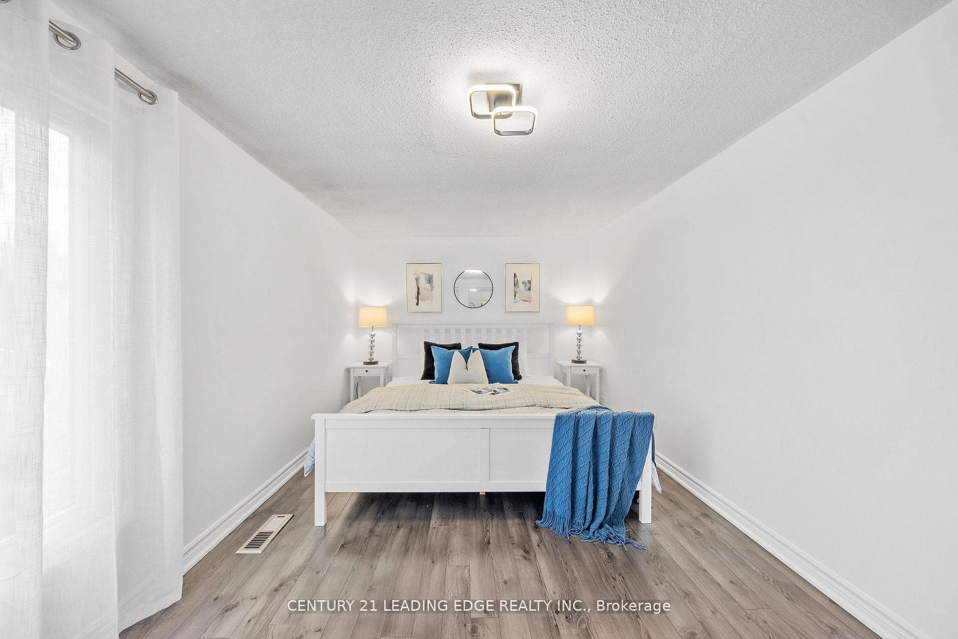 47 Peachtree Place photo 20