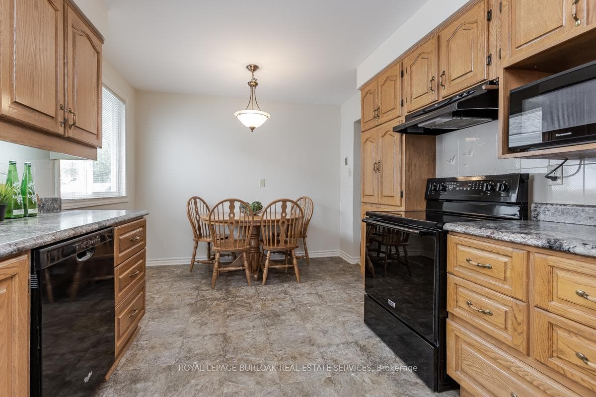 621 Laural Drive photo 24