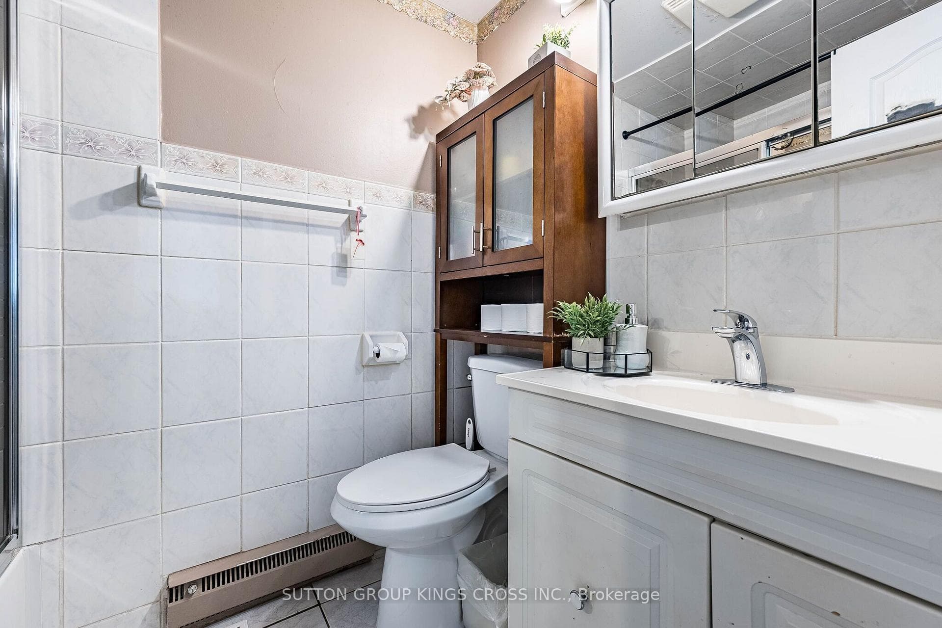 2 Hemlark Court photo 33