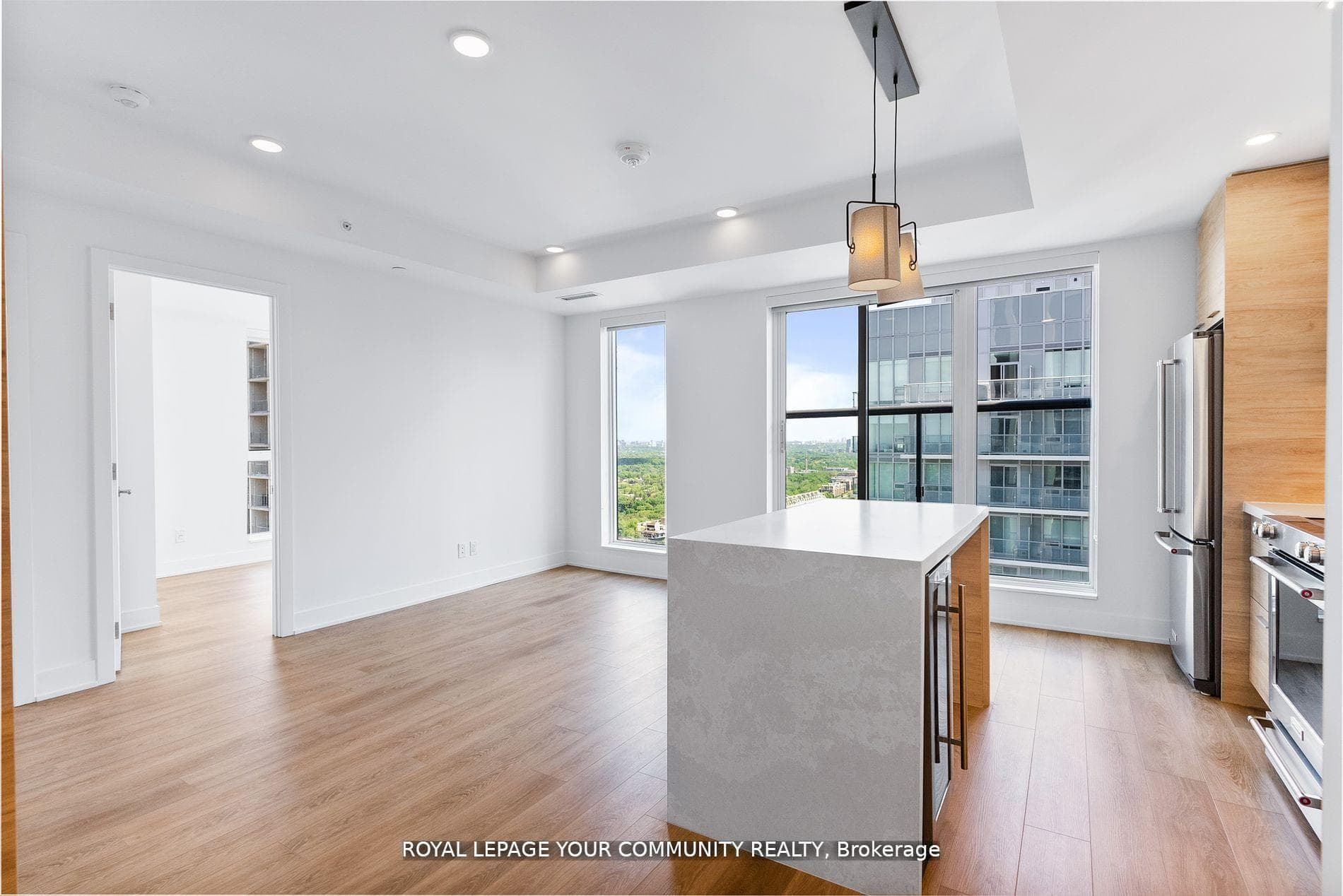 200 Redpath Avenue Unit 2807 photo 3