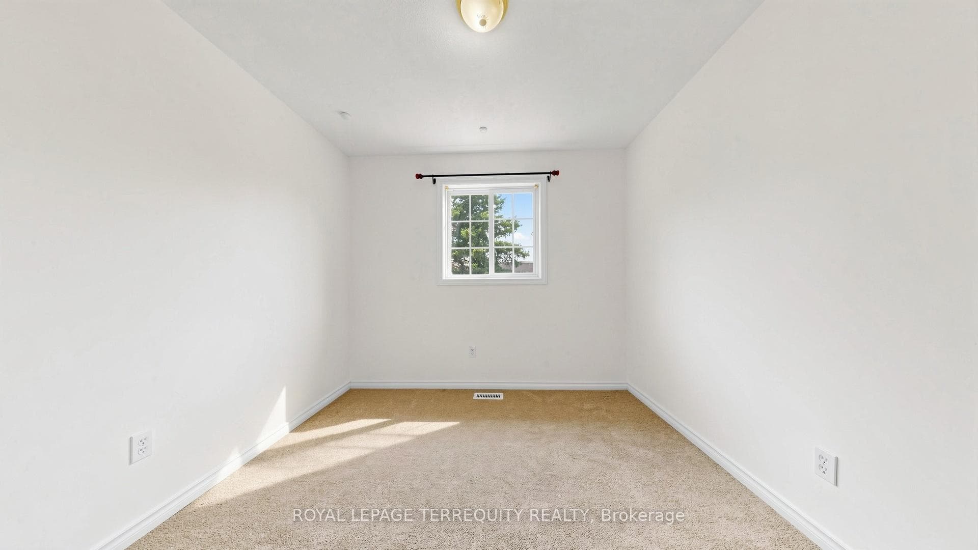 700 Champlain Boulevard Unit 2 photo 29