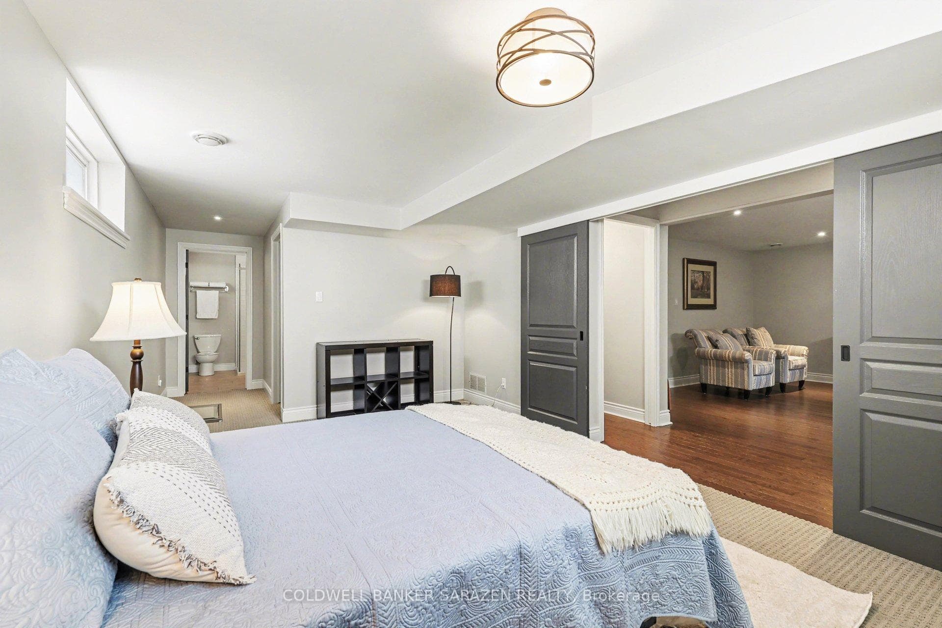 518 Kilburn Street photo 22