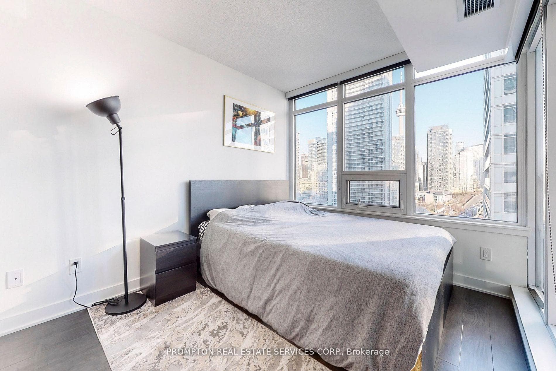 19 Bathurst Street Unit 1610 photo 6