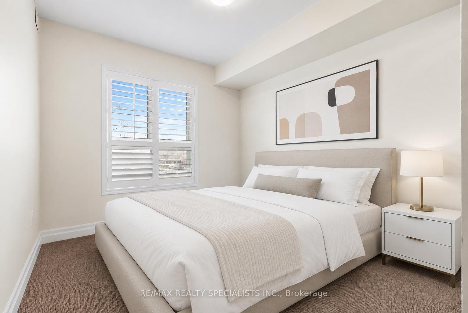 1045 Nadalin Heights Unit 209 photo 13