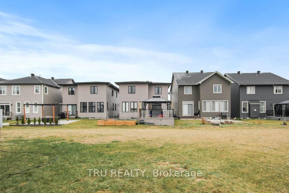731 Brittanic Road photo 36