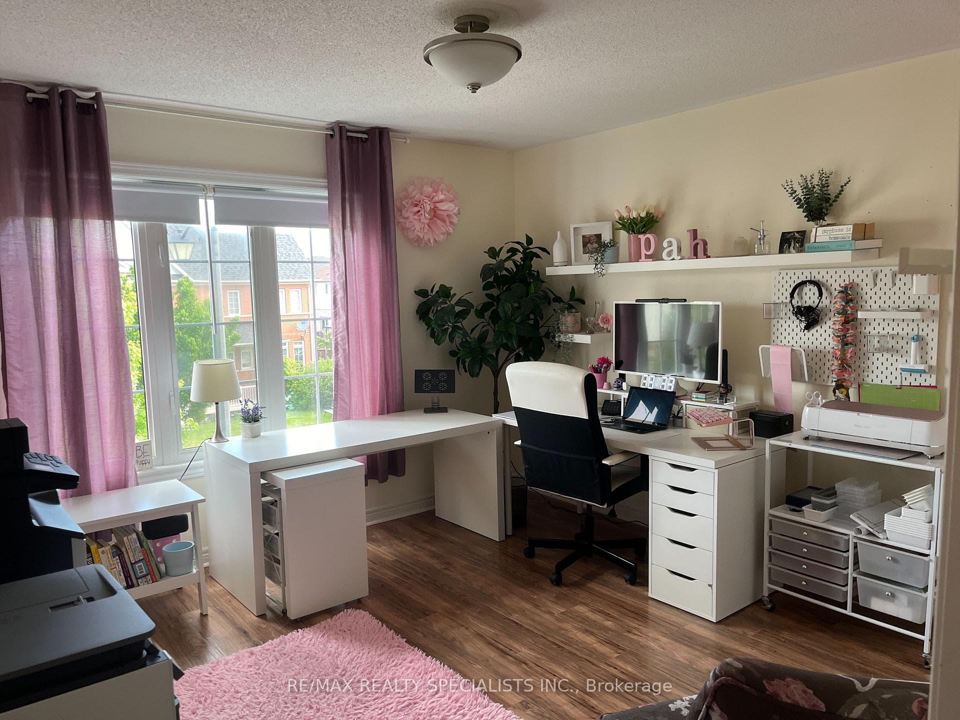 1098 Cumming Boulevard photo 10