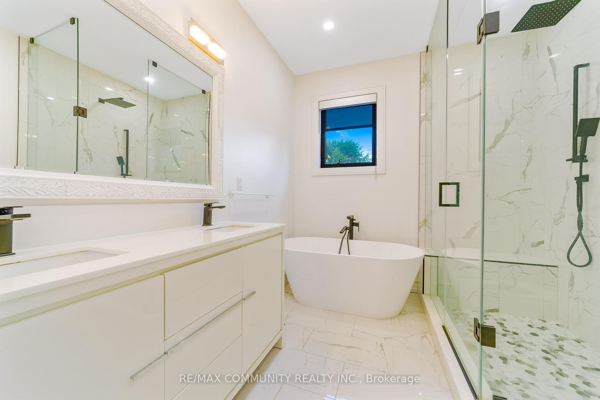 856 Kennedy Road photo 22