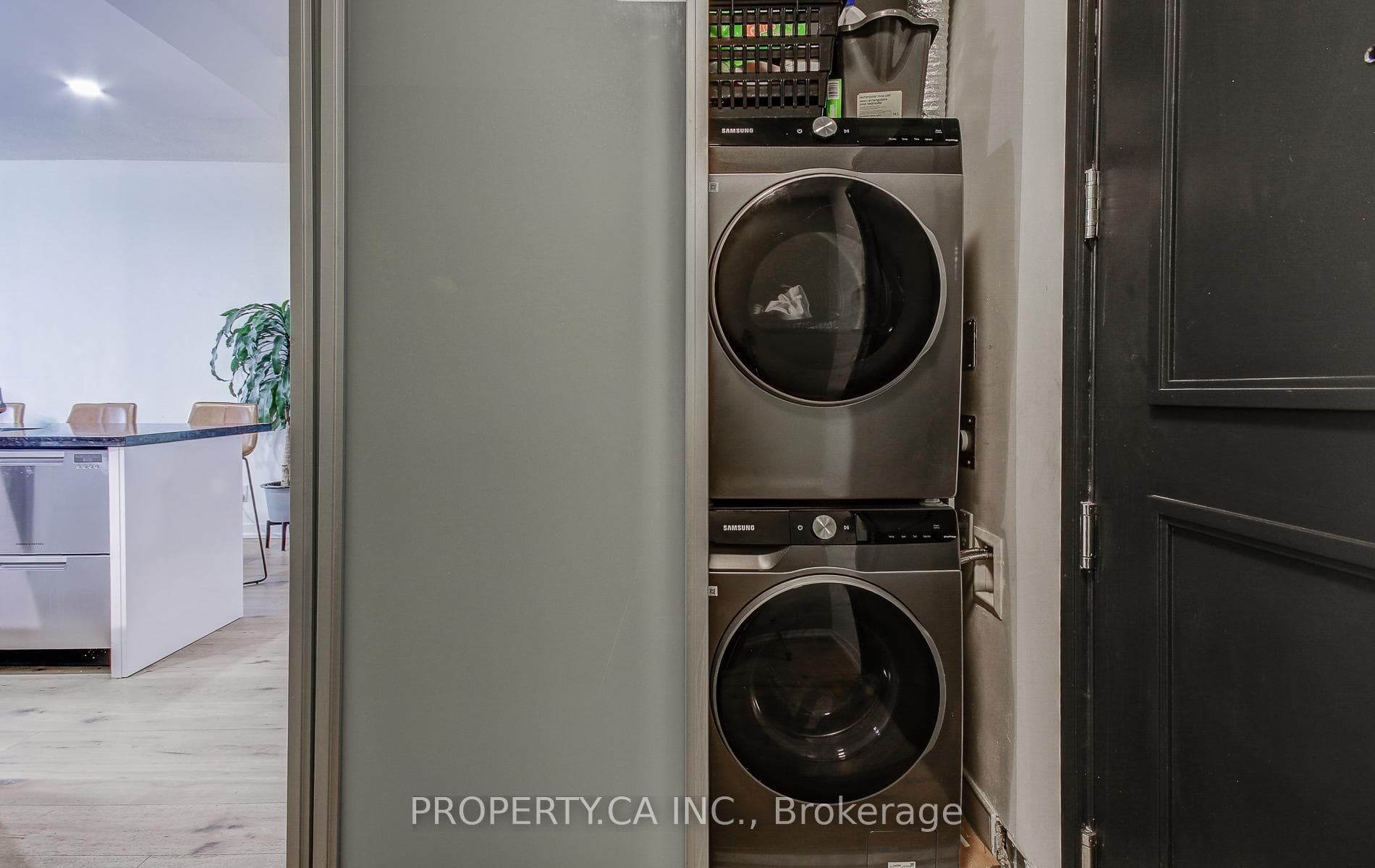 88 Park Lawn Road Unit 2607 photo 16