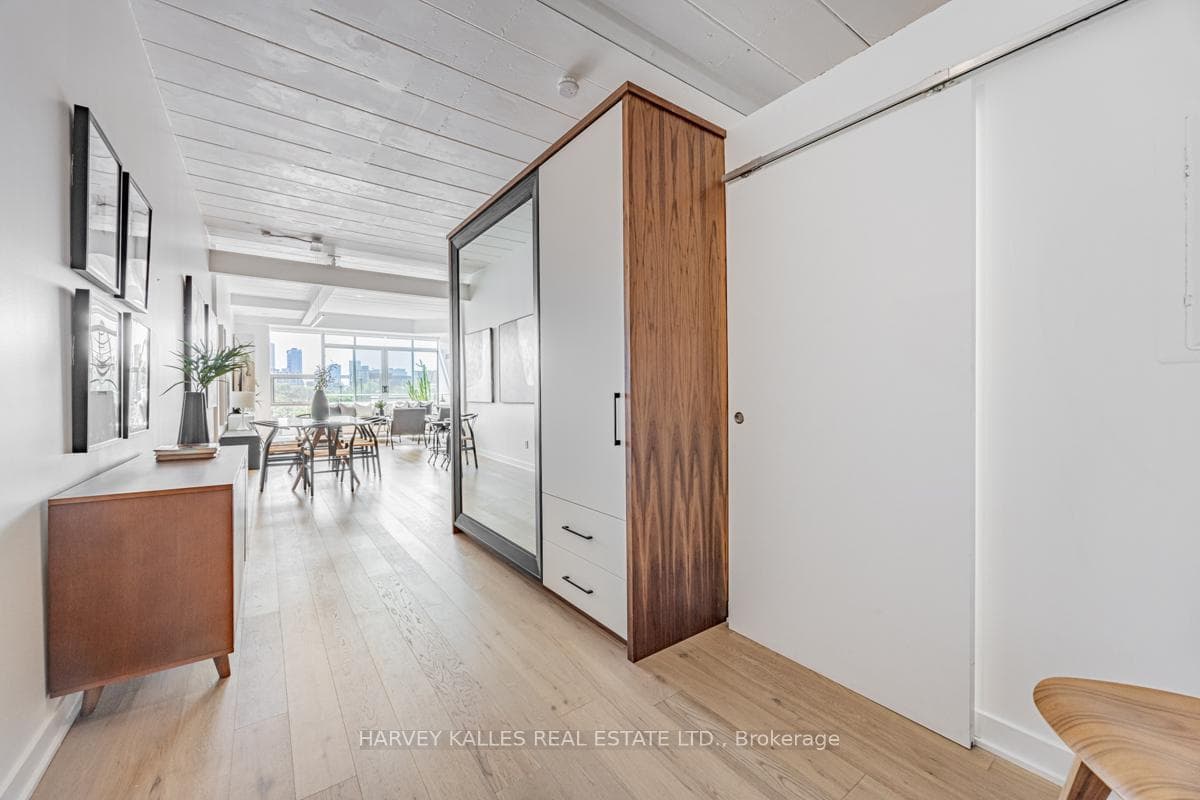 160 Baldwin Street Unit 401 photo 17