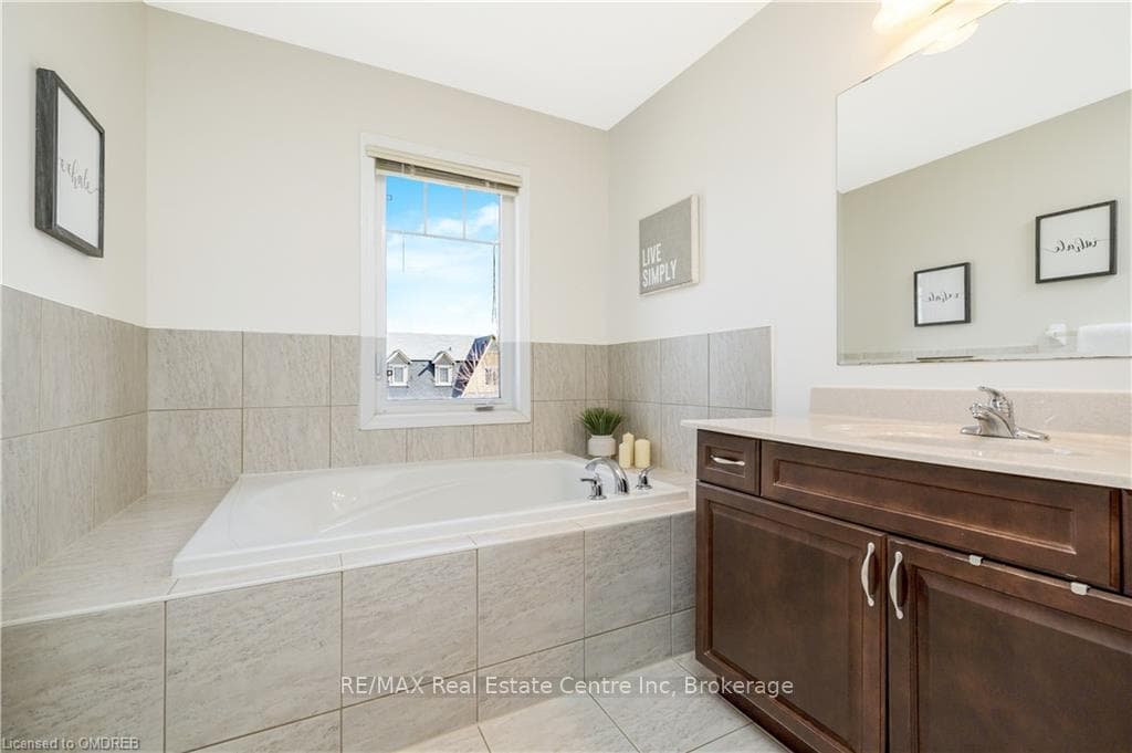 335 DYMOTT Avenue photo 26