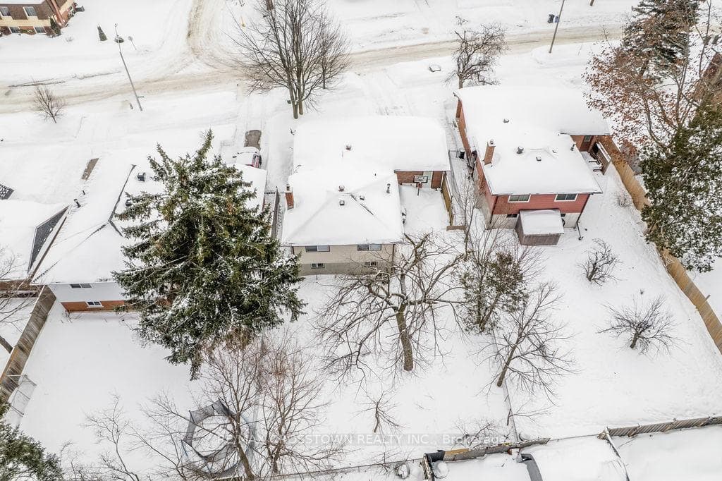 6 Deerpark Drive photo 47