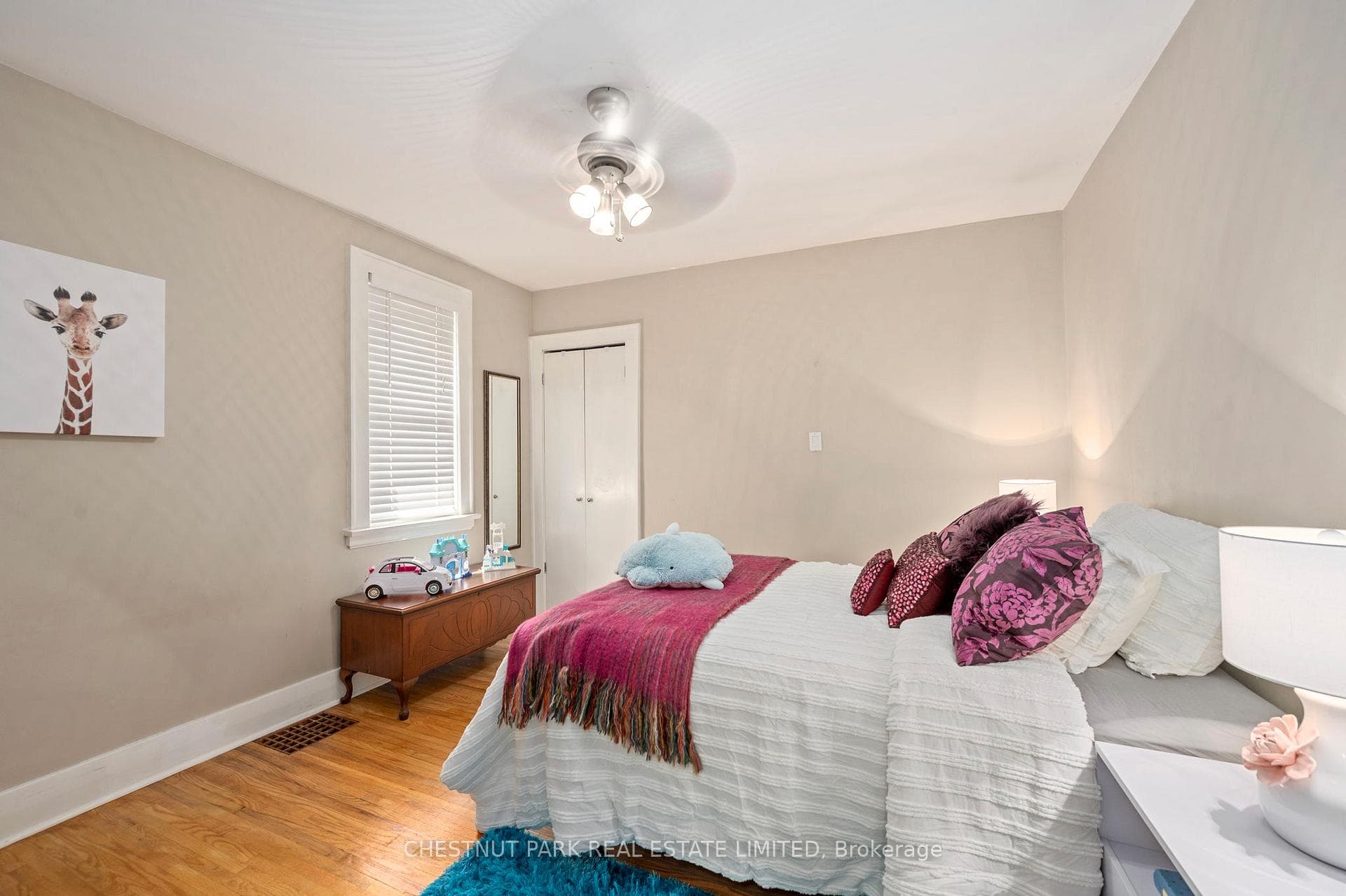 433 Moore Street photo 13