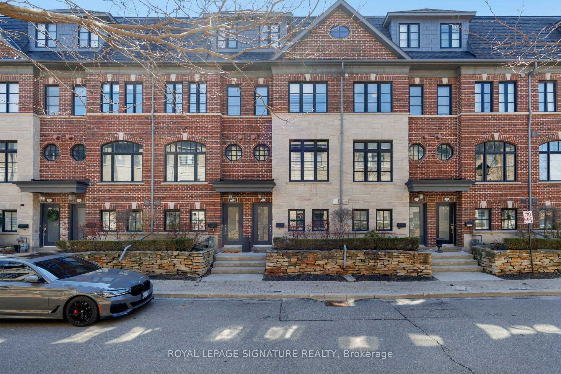 59 Lobo Mews photo 38