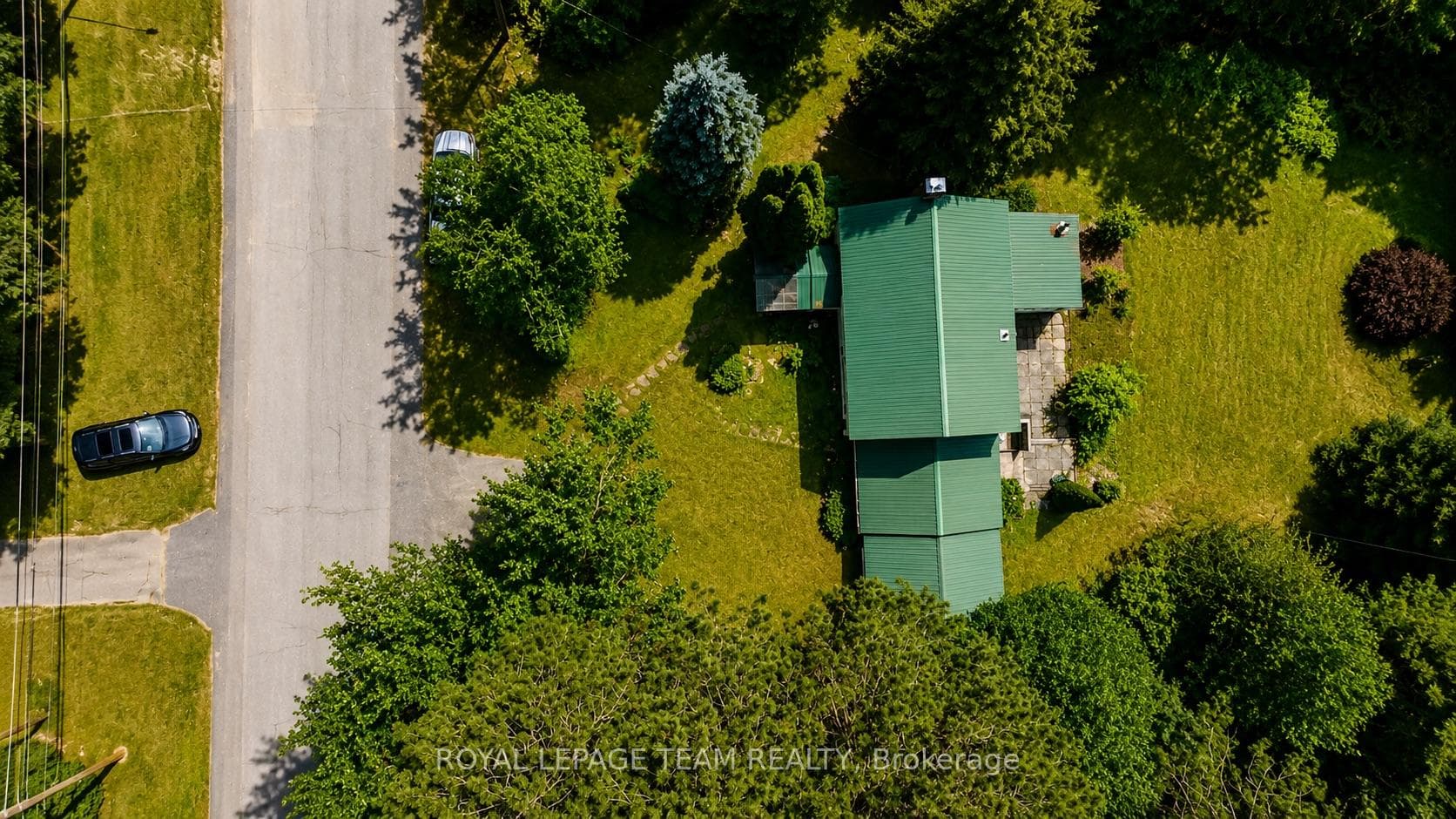 112 Ottawa Street photo 17