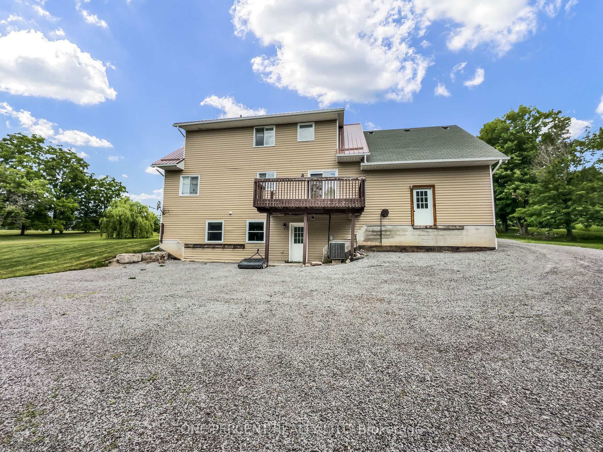 30 Woodridge Drive photo 32