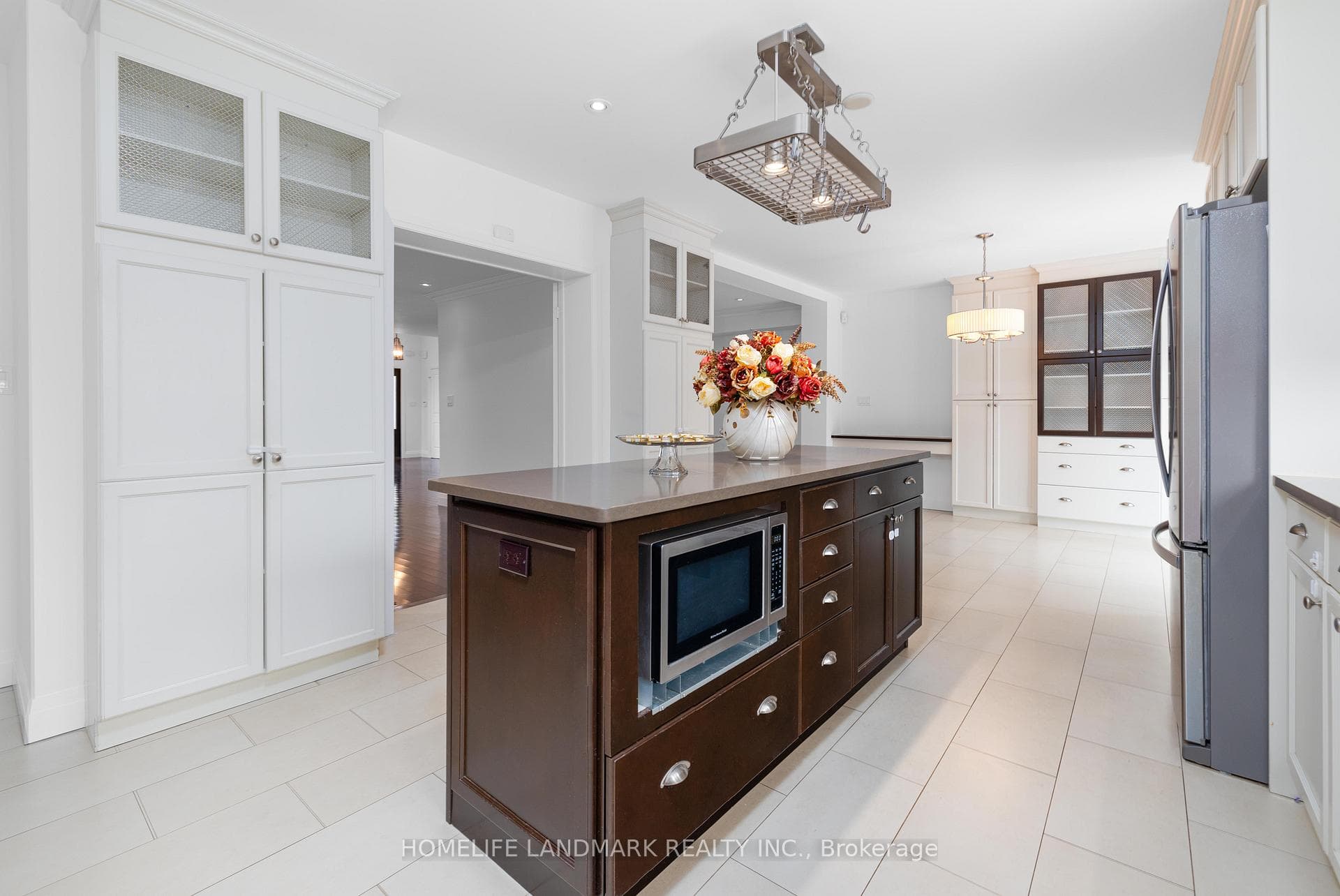 107 Combe Avenue photo 10