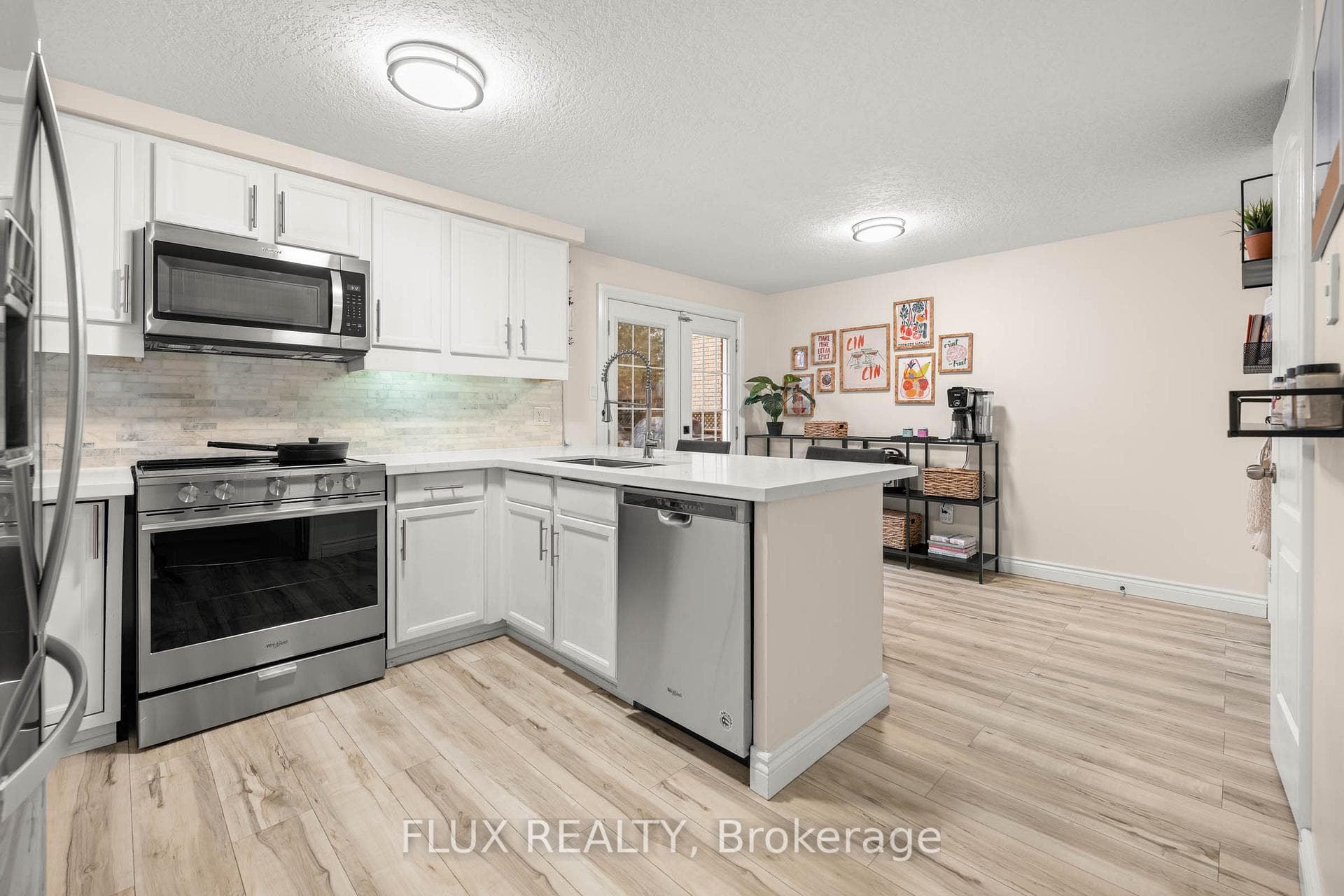159 Rolling Meadows Drive photo 16