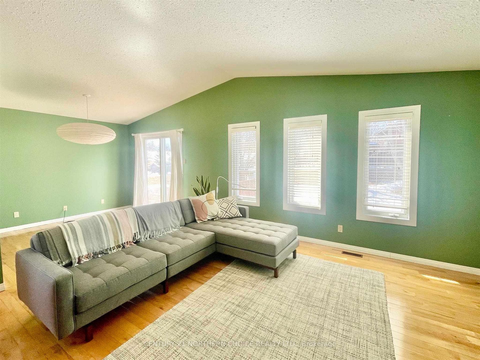6 Lila Place photo 7