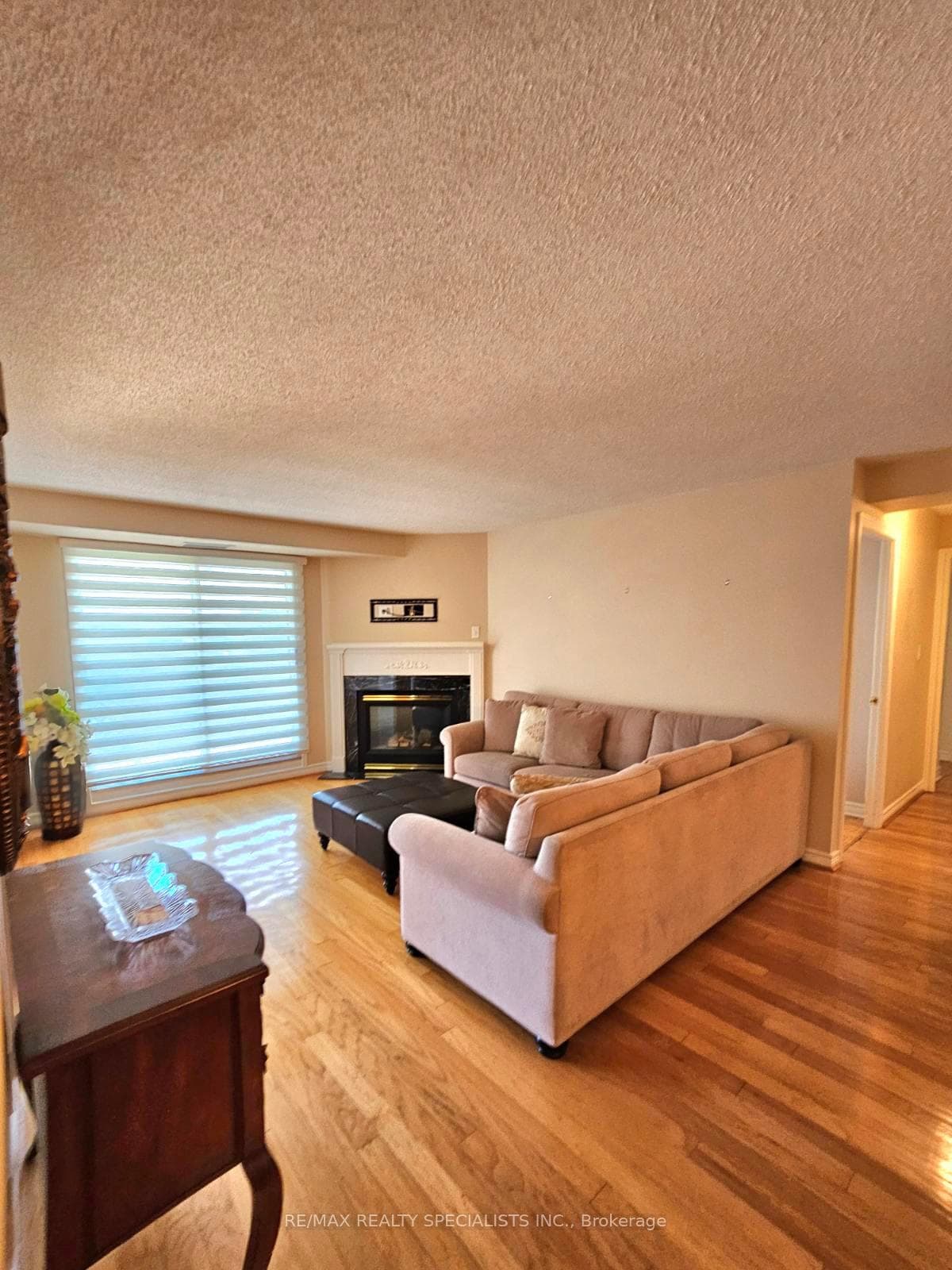 121 Woodbridge Avenue Unit 412 photo 9