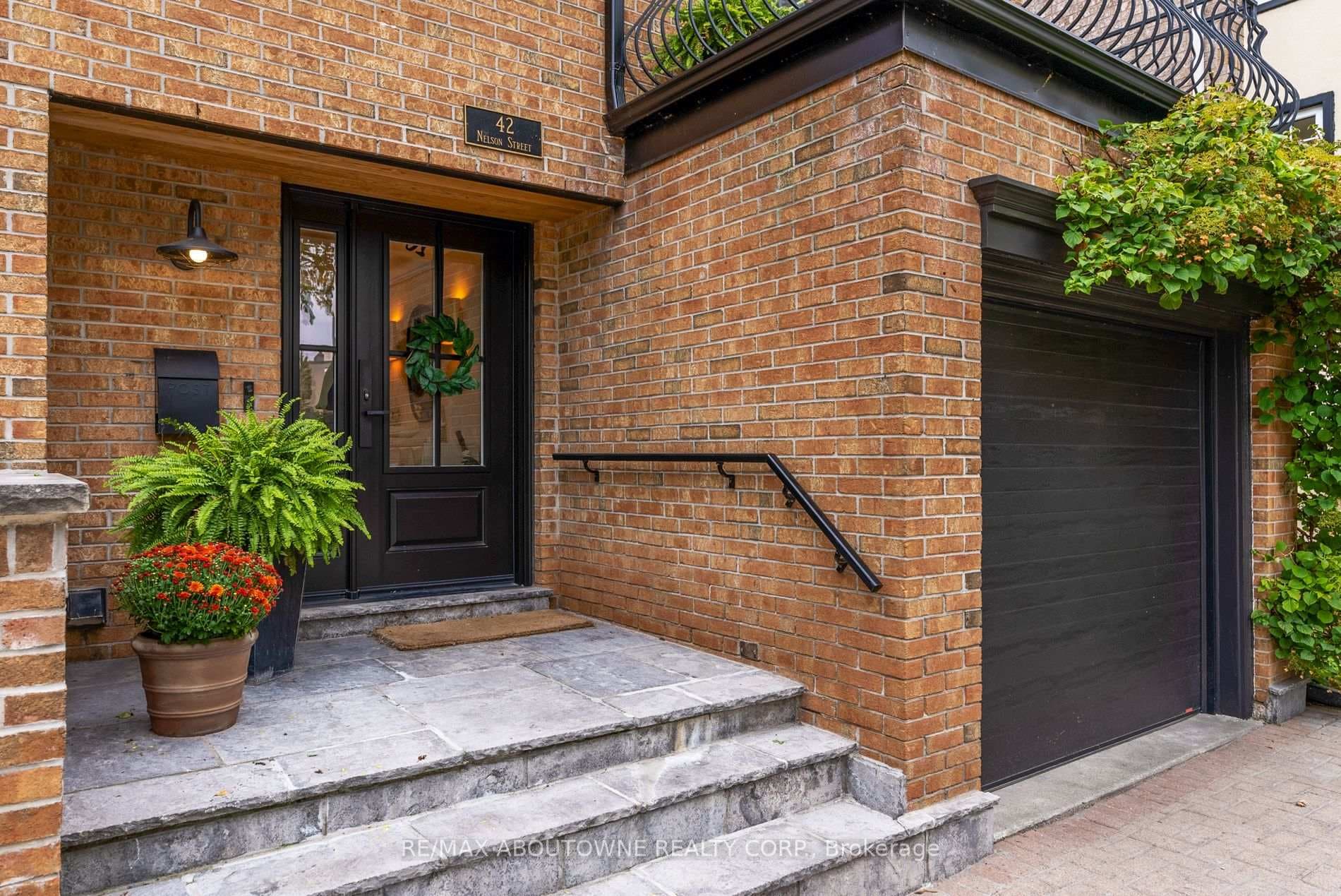 42 Nelson Street photo 2