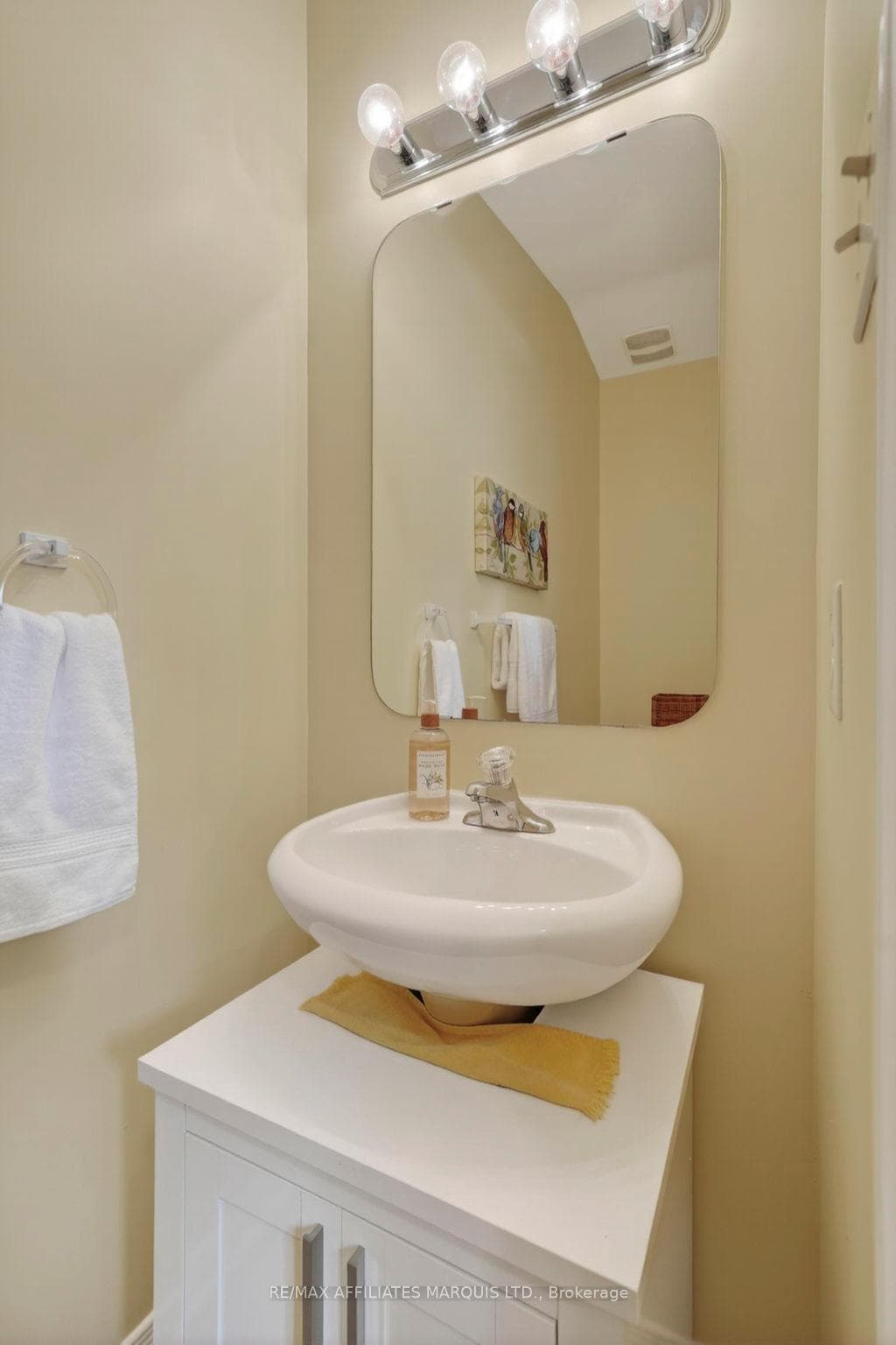 136 Fourth Street Unit 1 photo 34