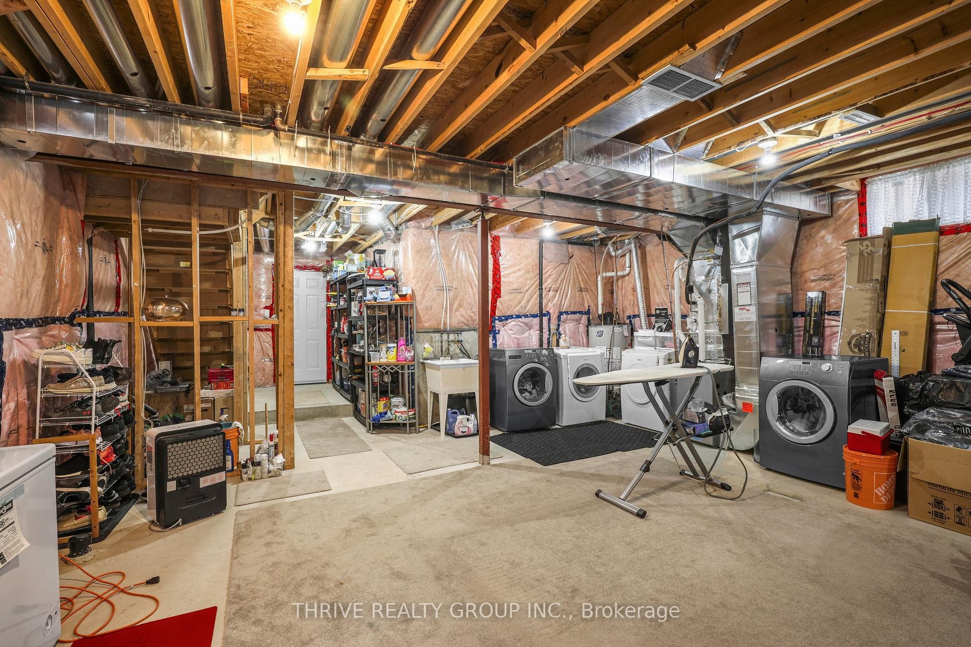 2 Washers/2 Dryers Included
