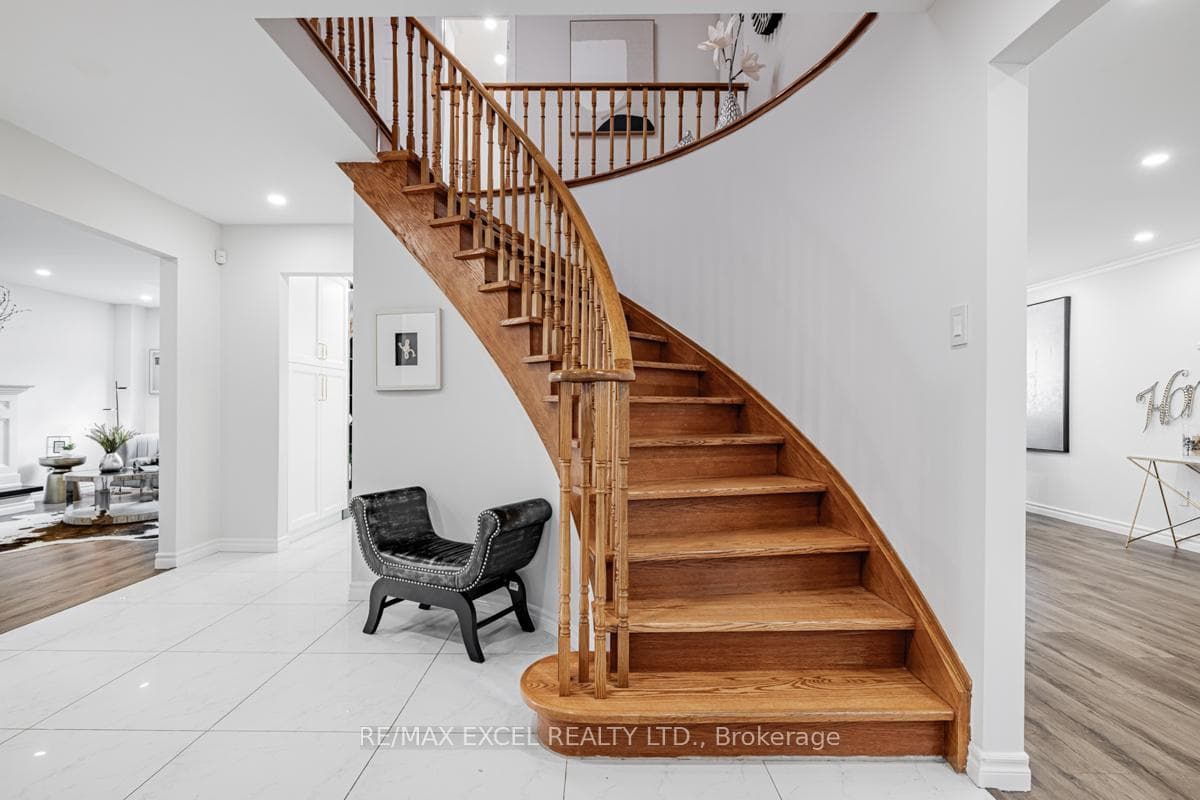 544 Raymerville Drive photo 17