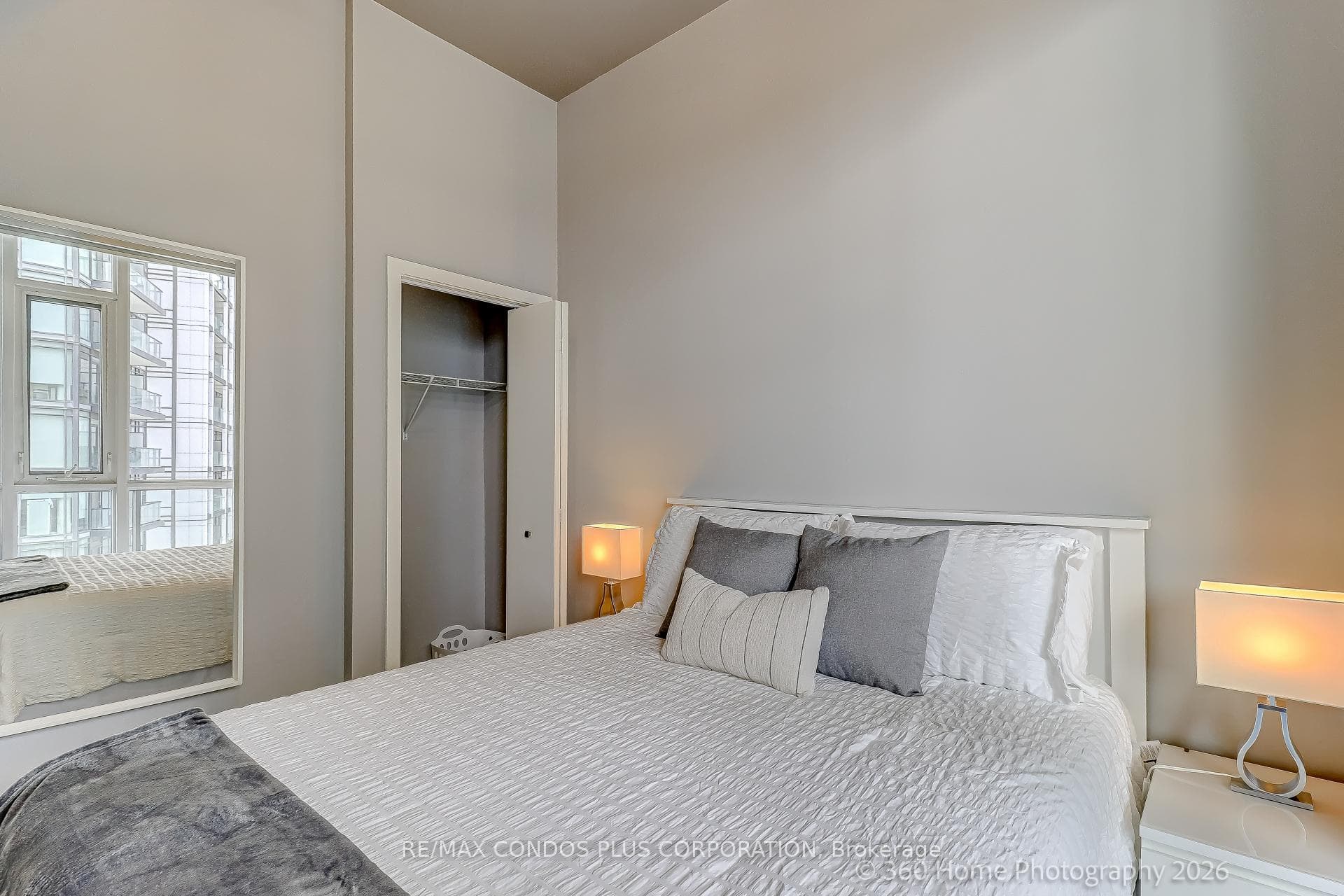 120 Parliament Street Unit 1106 photo 11