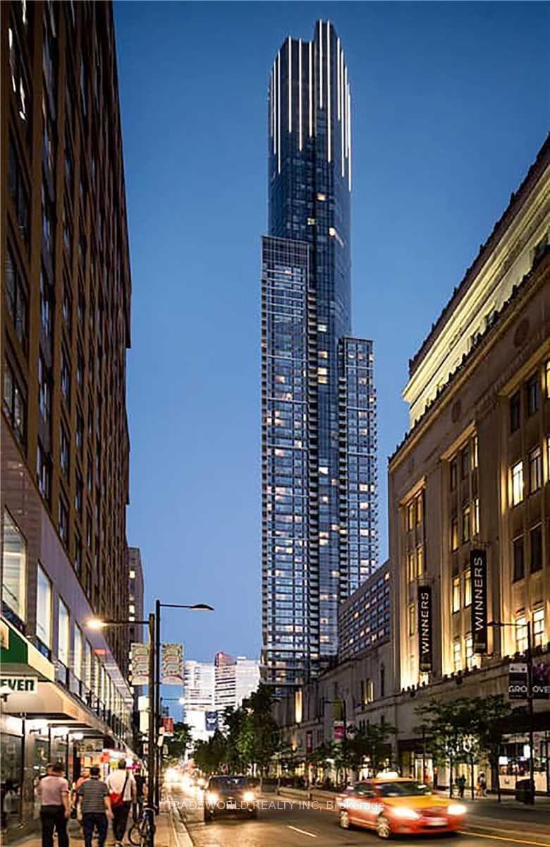 386 Yonge Street Unit 909 photo 36
