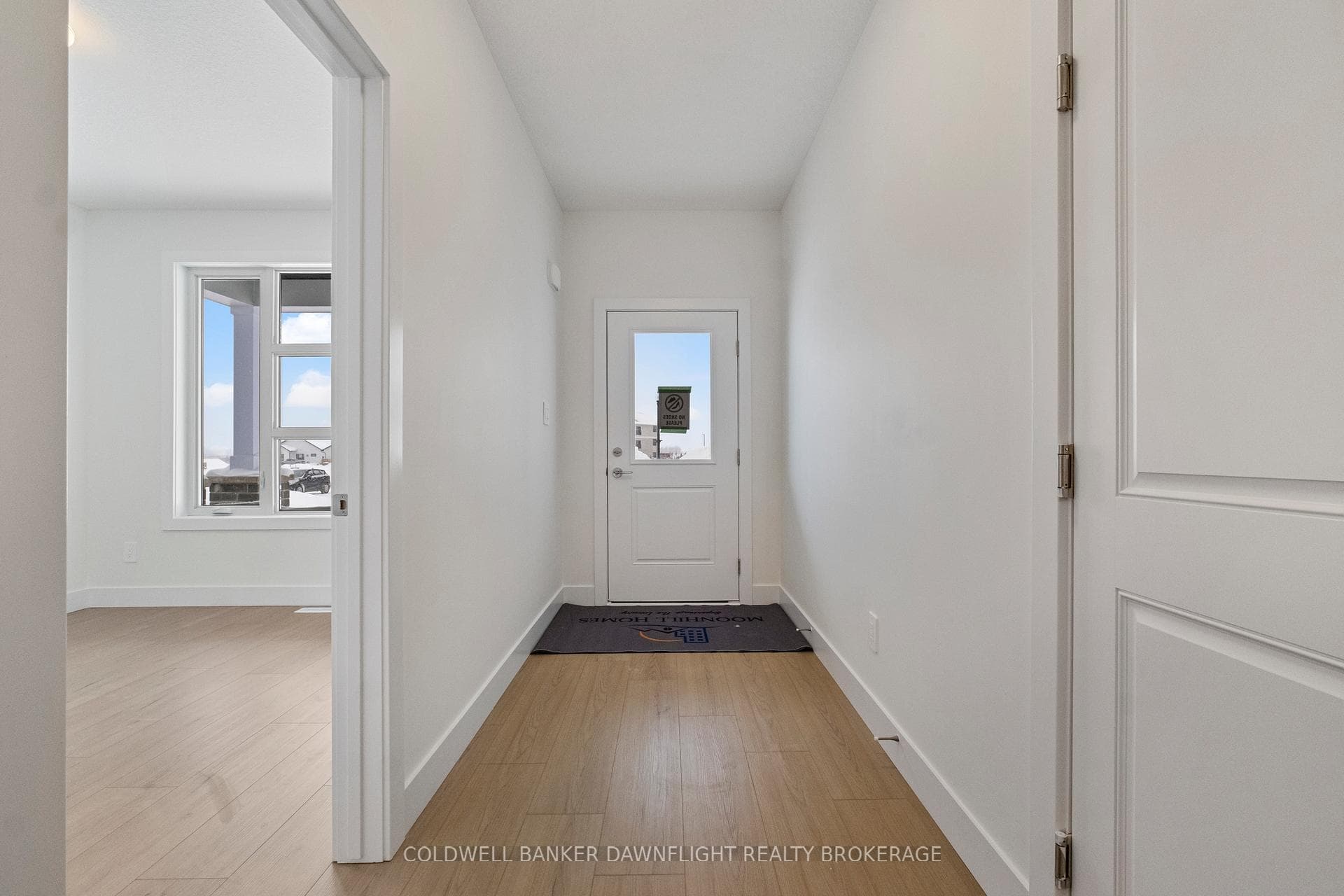 58 Moonlight Court photo 2