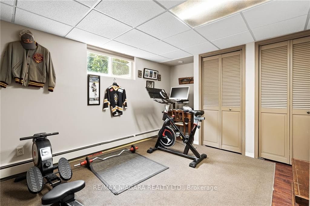 3196 St. George Avenue photo 27