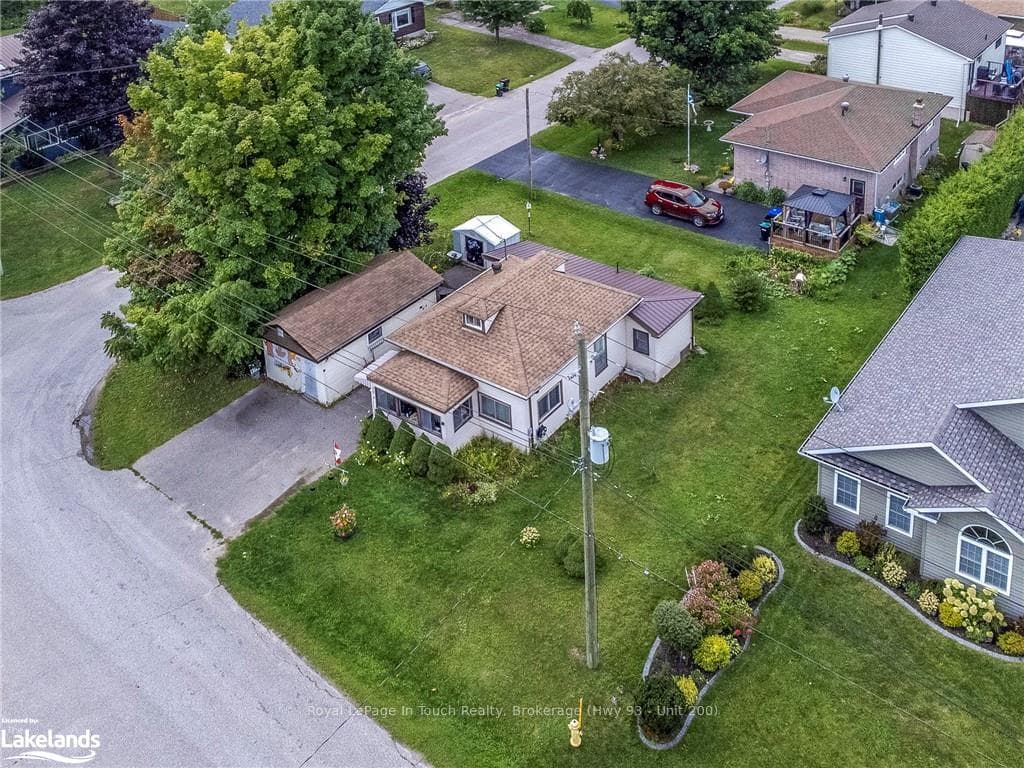 808 QUEBEC Street photo 19