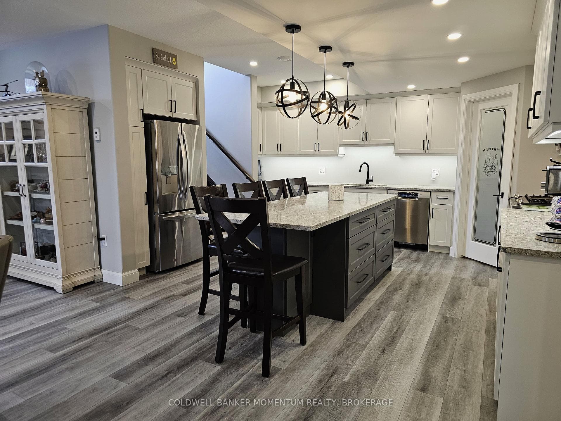 Pantry, Gas Stove, Quartz Countertops