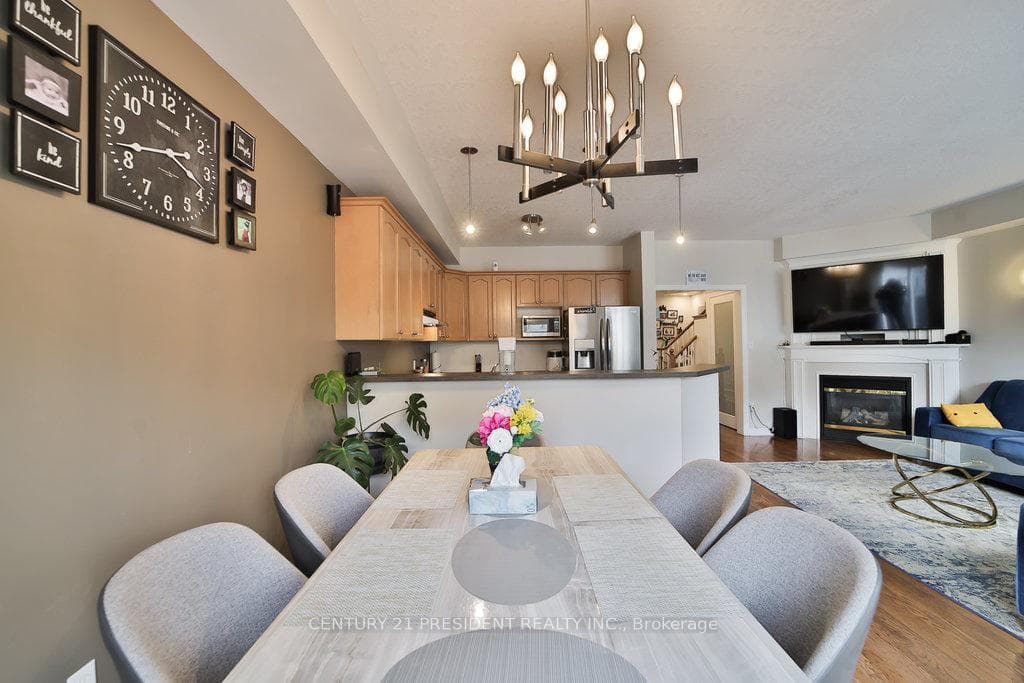 5346 Haldimand Crescent photo 6