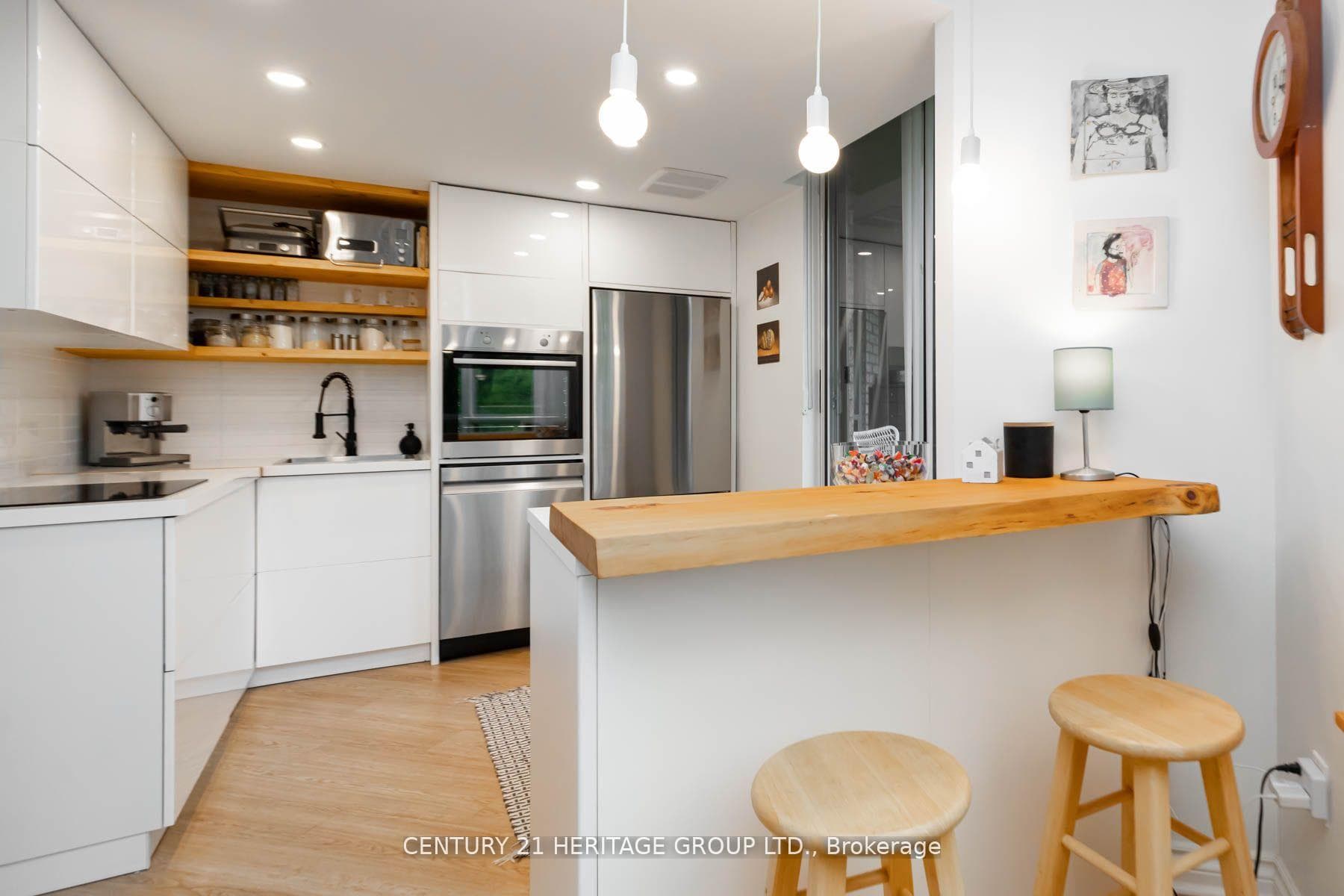 1210 Don Mills Road Unit 206 photo 8