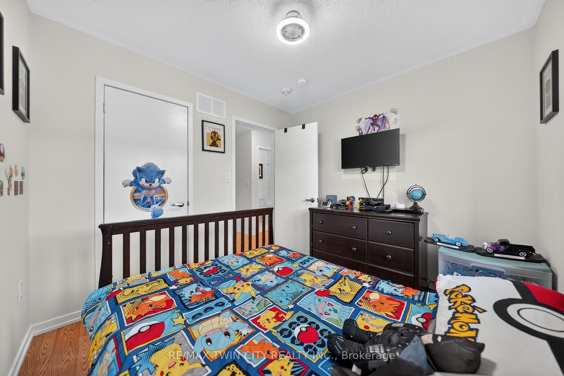 49 Lambert Lane photo 33