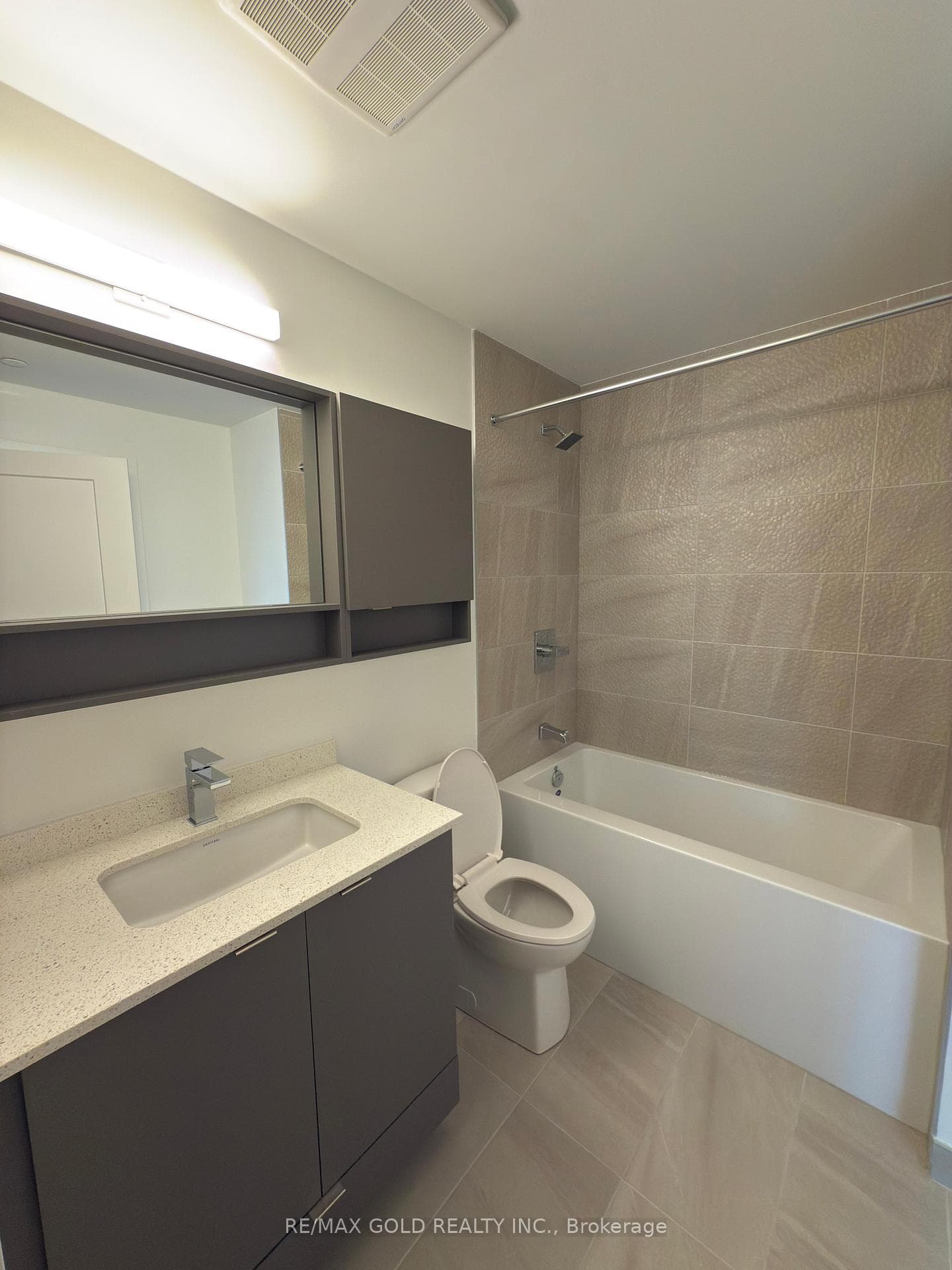 415 Main Street Unit 619 photo 23