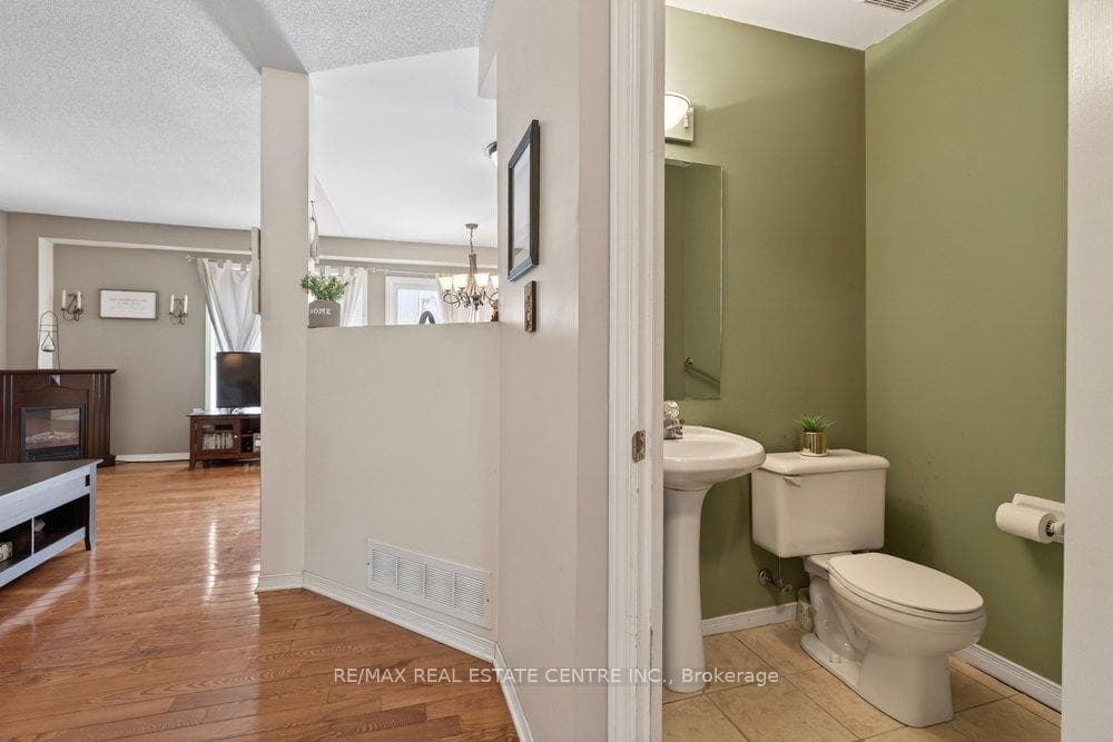 10 Cadham Boulevard Unit 29 photo 16