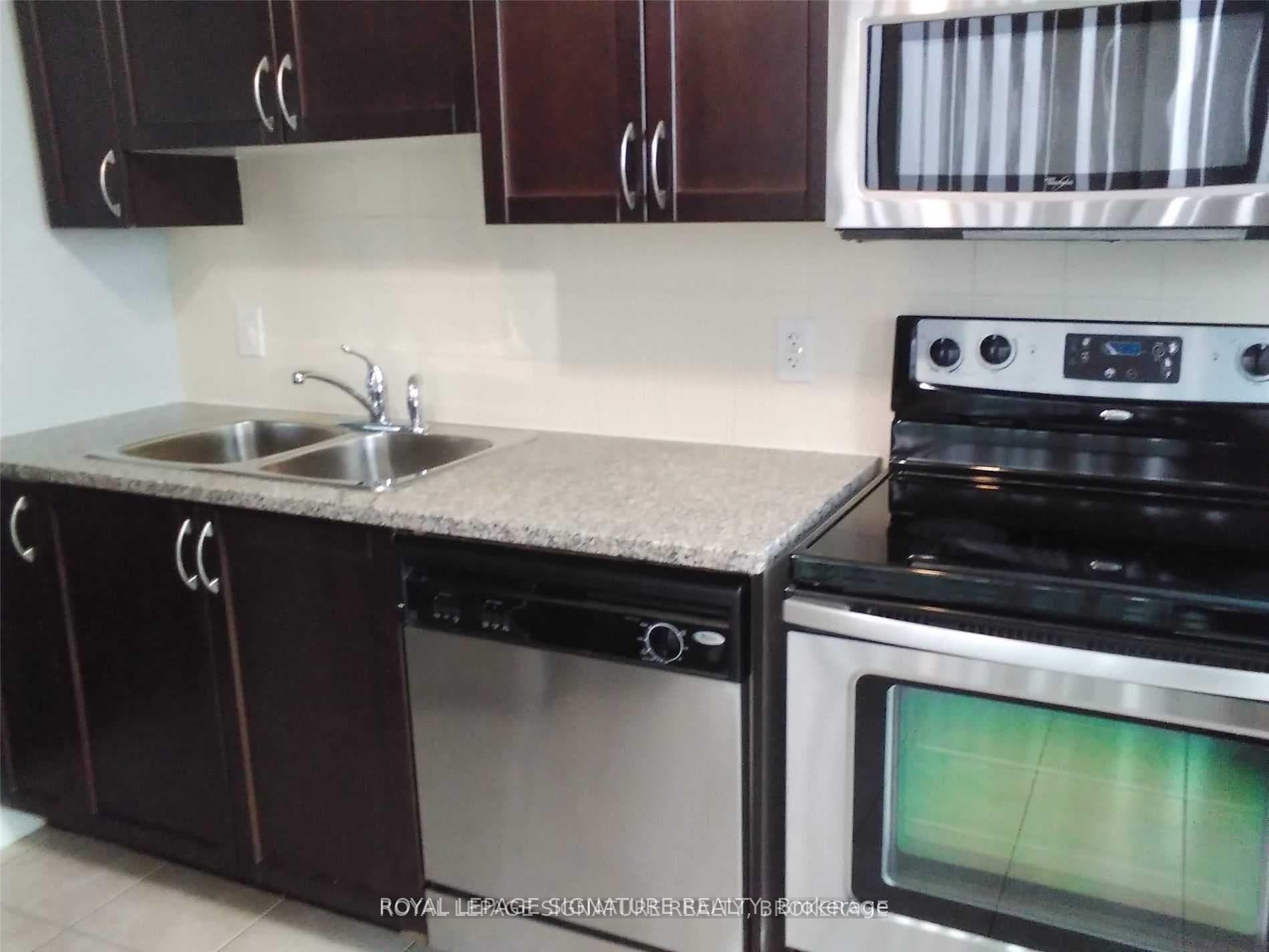 208 Enfield Place Unit 2009 photo 25