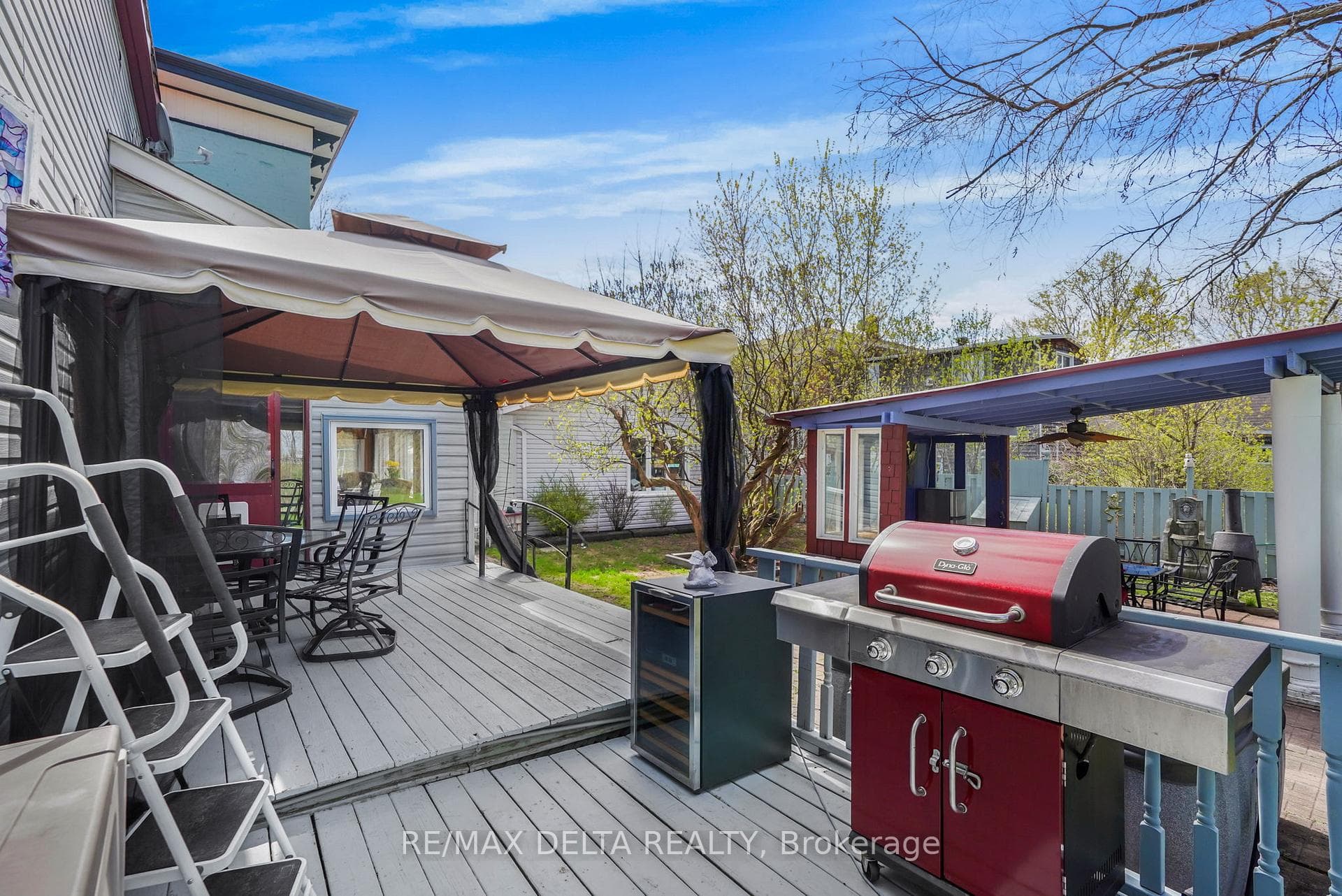 Rear deck, with gazebo.