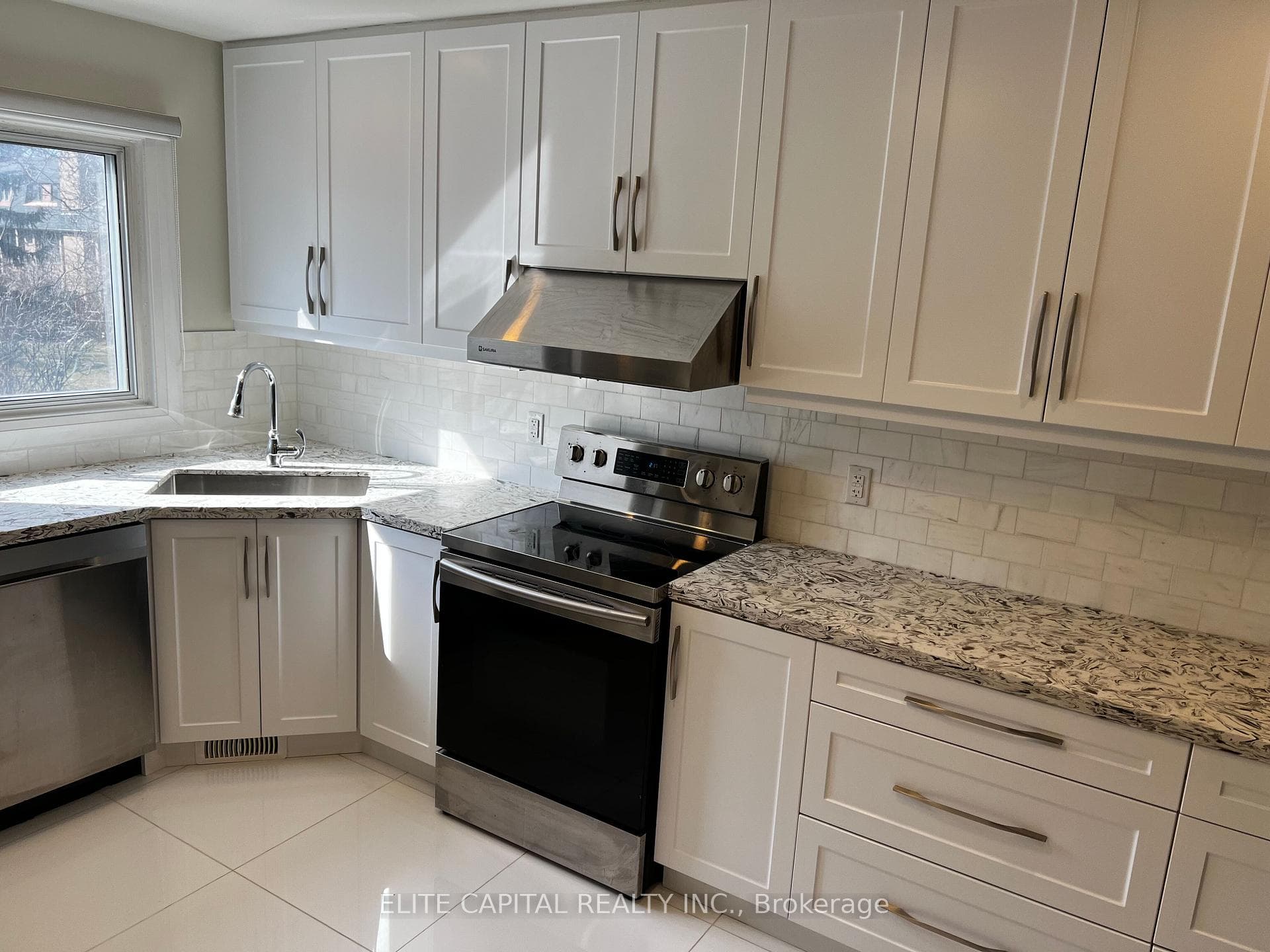 135 Gypsy Rose Way photo 1